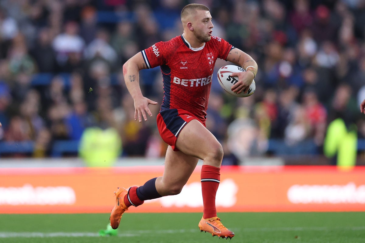 Mikey Lewis left out of England side for Rugby League World Cup opener