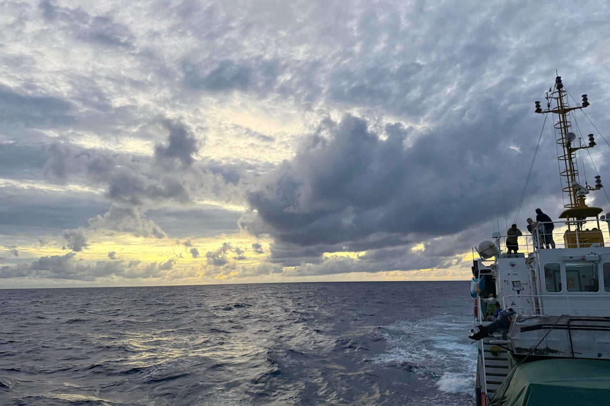 Hunt for Amelia Earhart’s plane enters critical phase