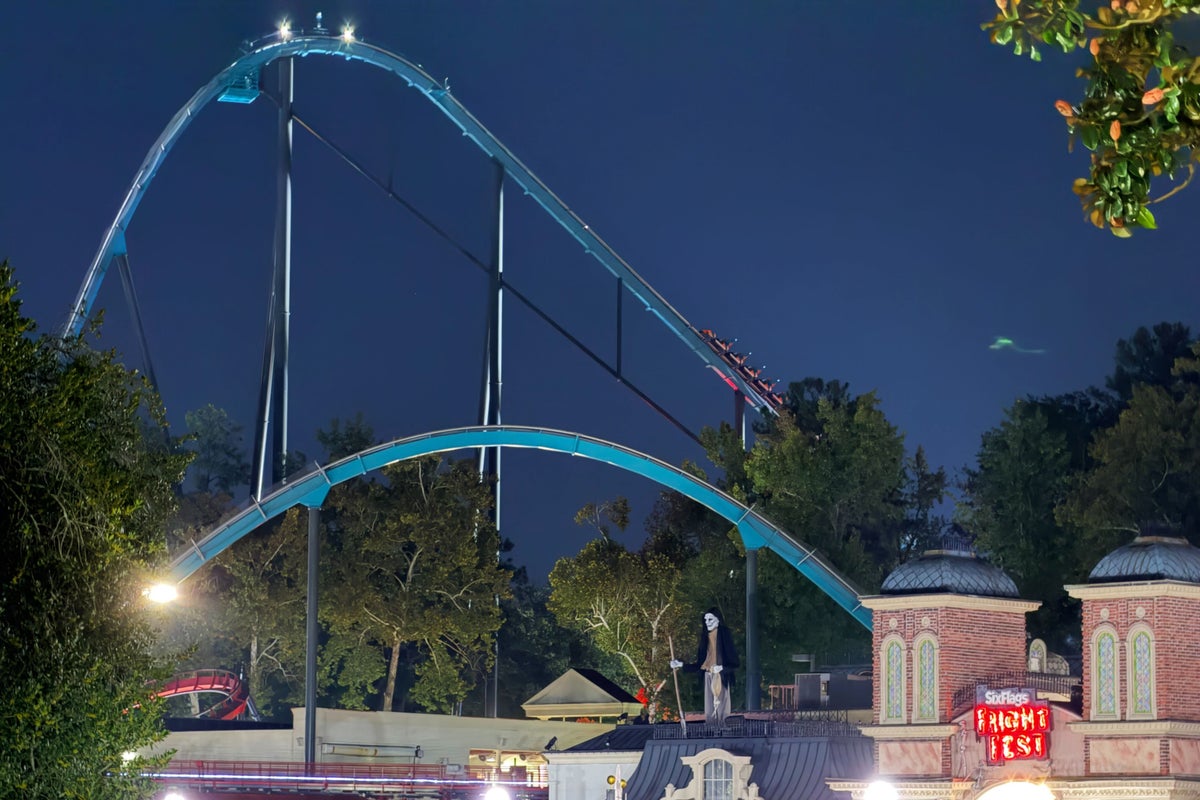 A man falls to his death from a Six Flags roller coaster in Georgia