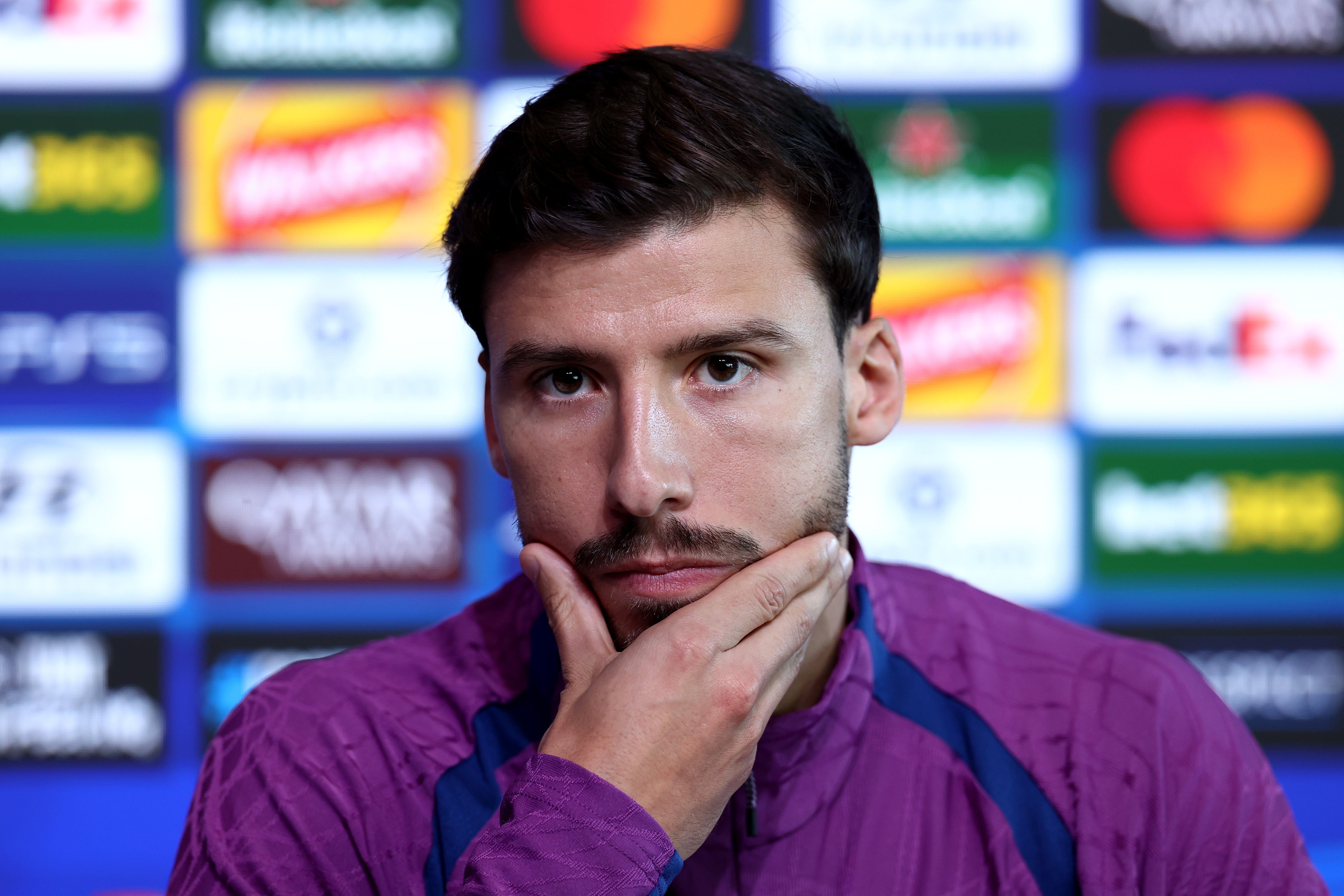 Ruben Dias says Man City’s players will fight for the club