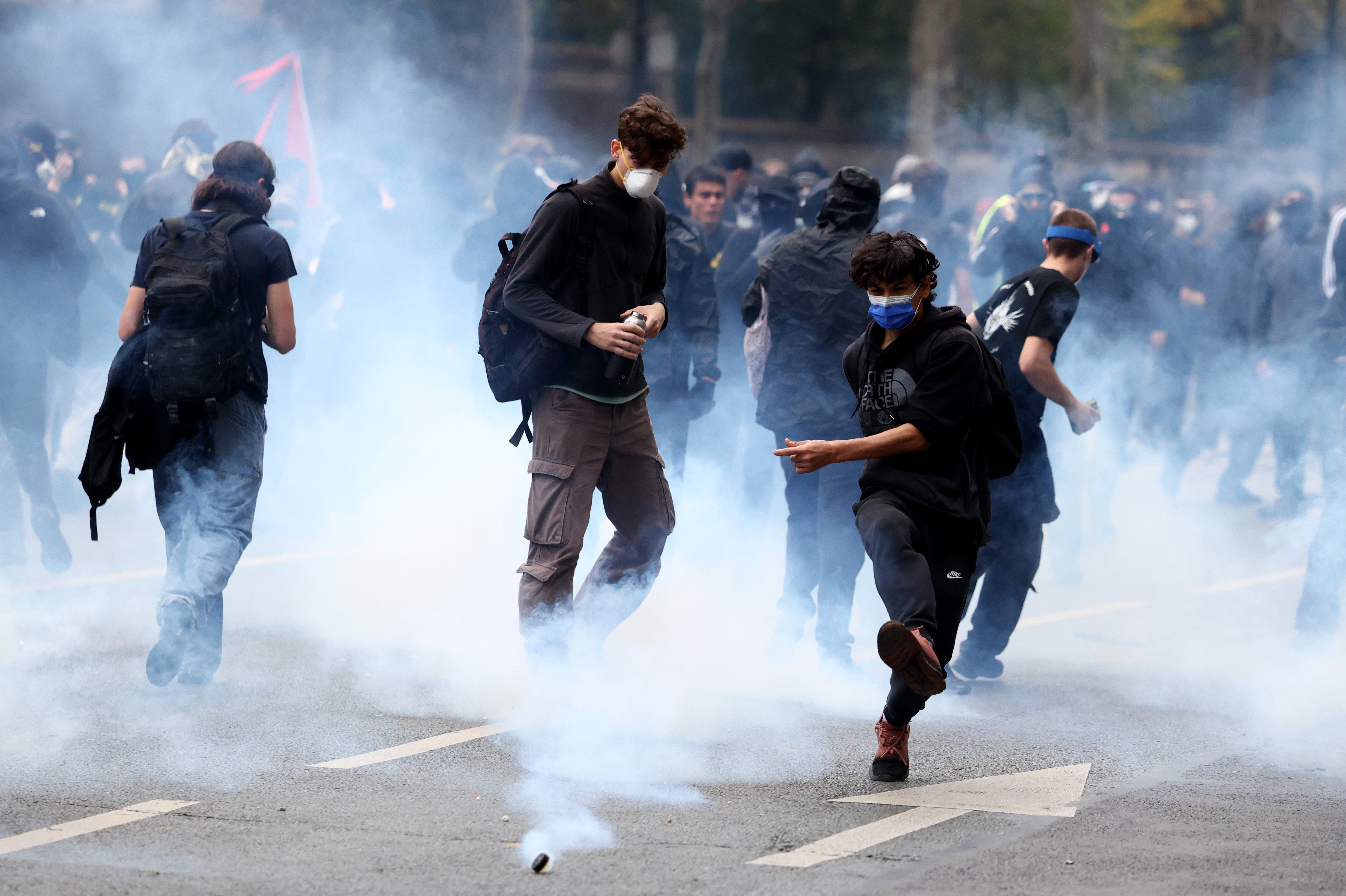 ‘I worked in government during UK riots – controlling them is a balancing act’