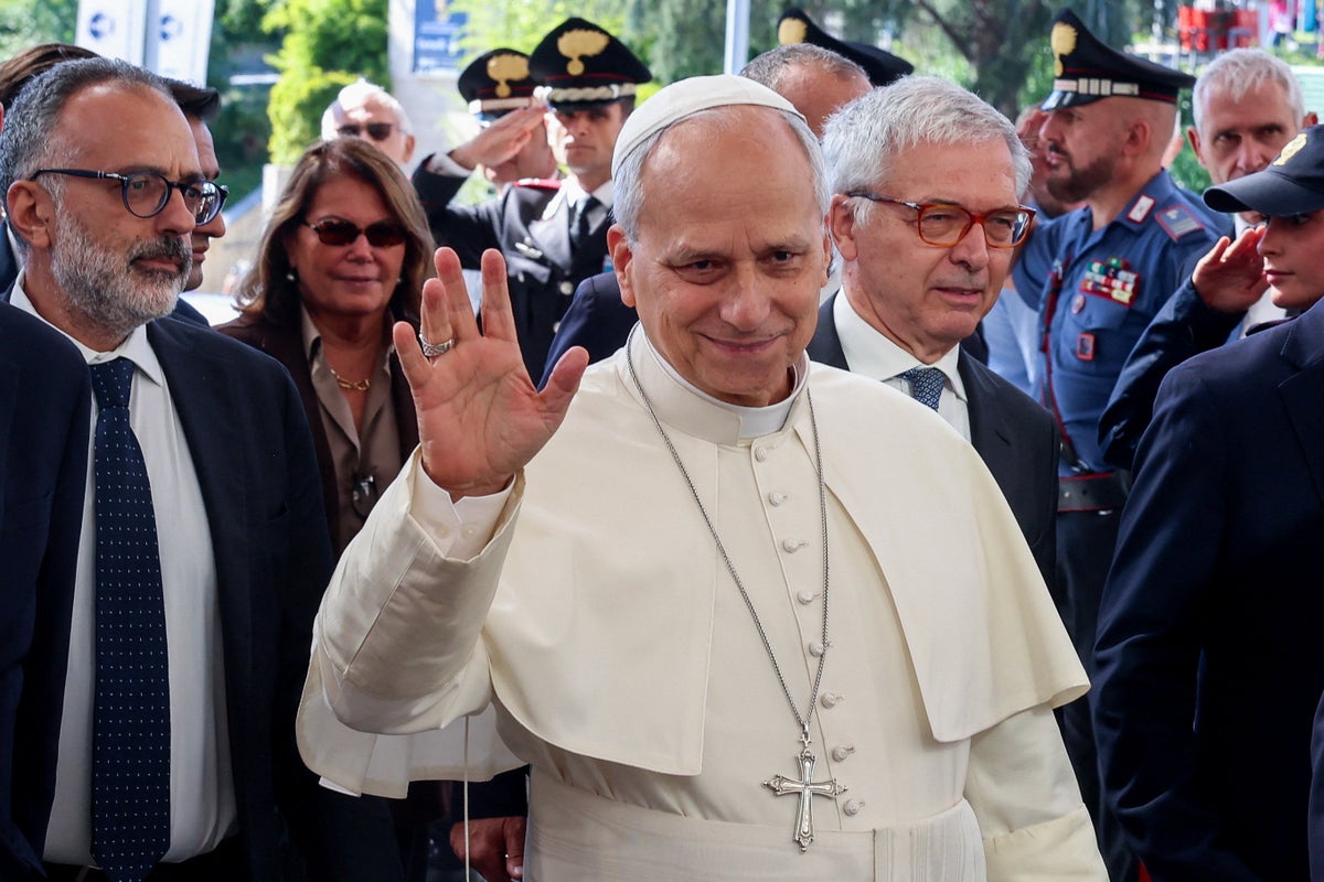 Bulletin AM briefing: Pope Leo diagnosed with cancer and two contestants leave the Bake Off tent 