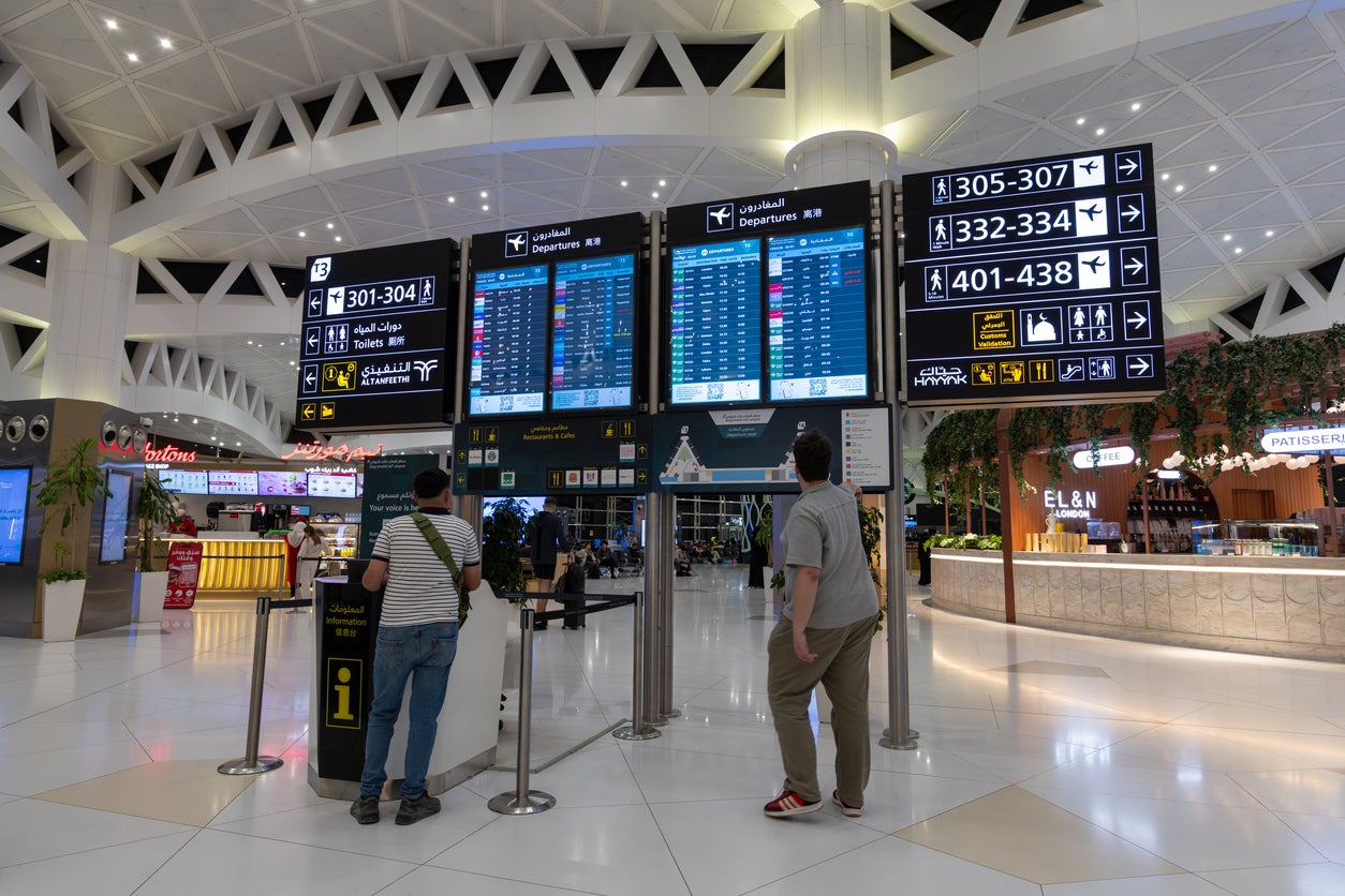 Airlines cancel Saudi Arabia flights after deadly Riyadh airport blasts 