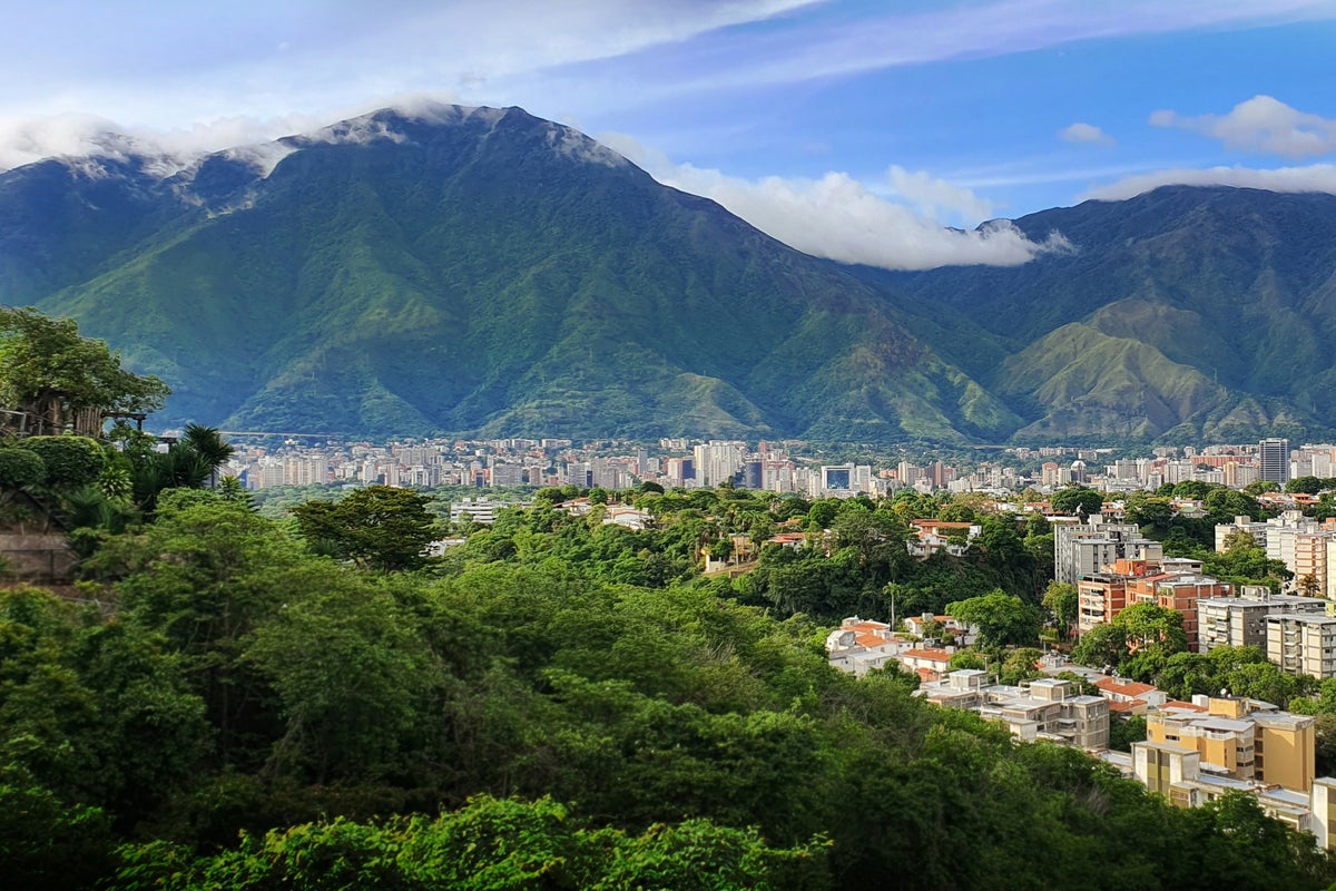 UK expands travel ban to Venezuela's Amazonas and border zones