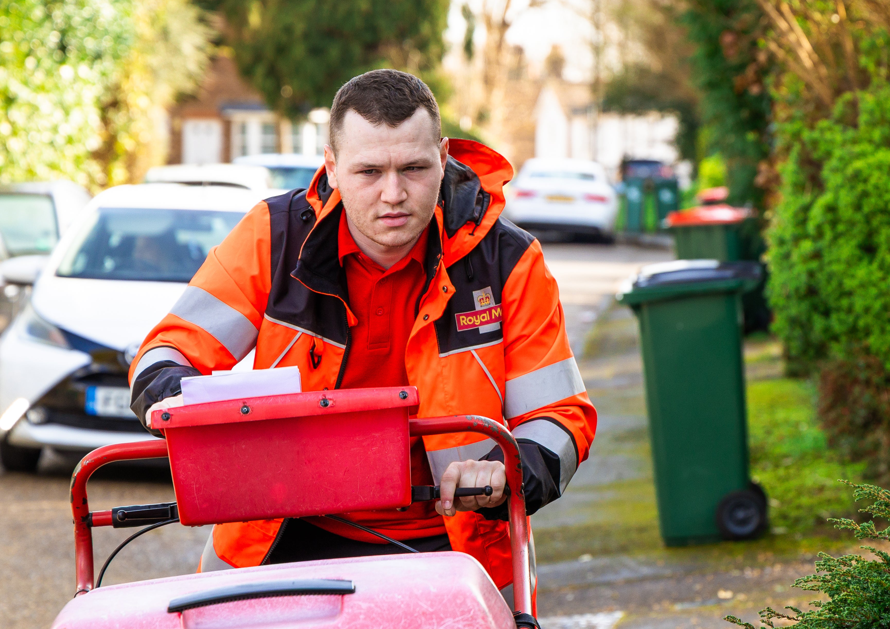 Royal Mail Losing 400 Staff Weekly Following New Delivery Model, Union Claims