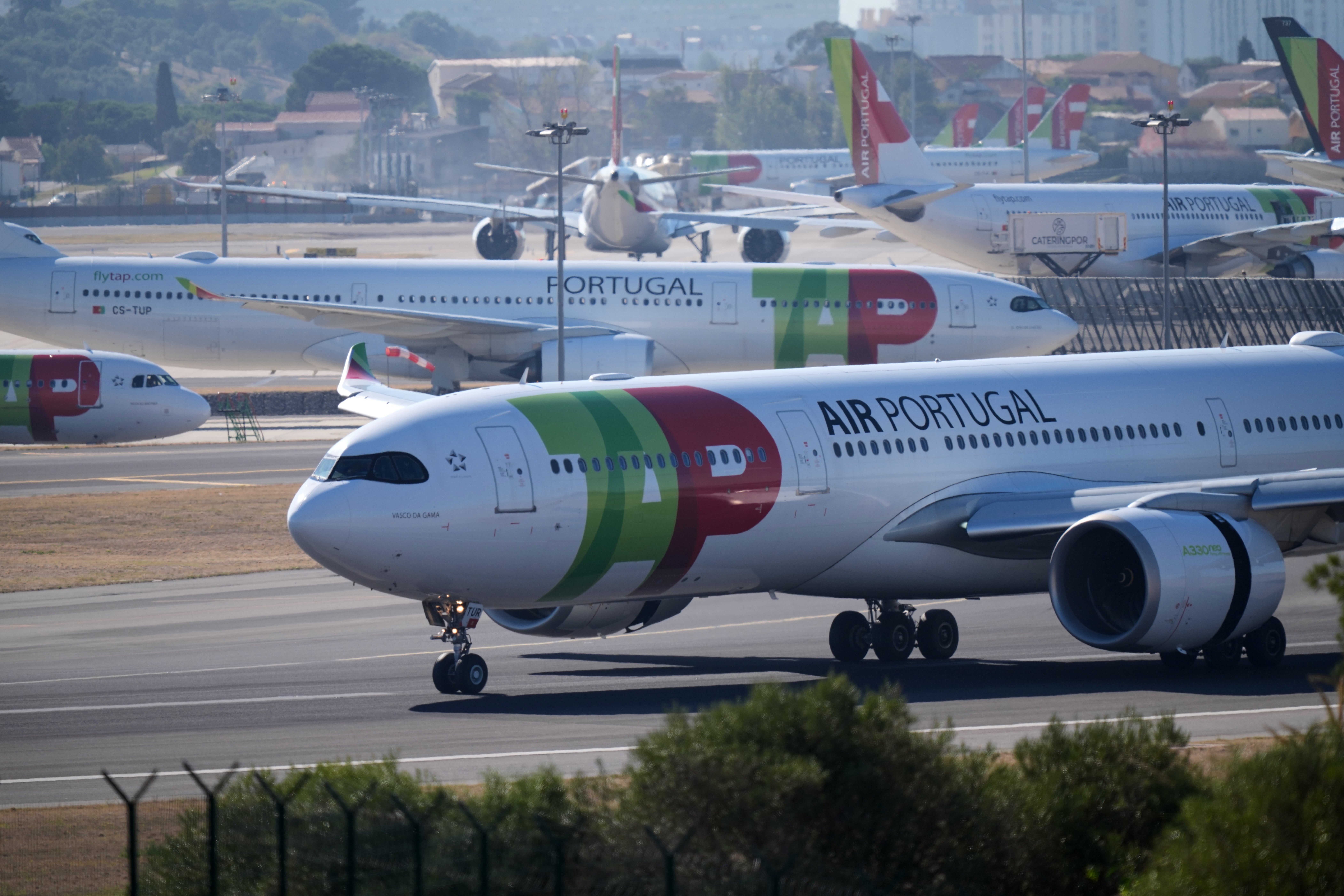 independent.co.uk - Via AP news wire - Lufthansa to buy 44.9% of TAP Air Portugal in €1.2B deal
