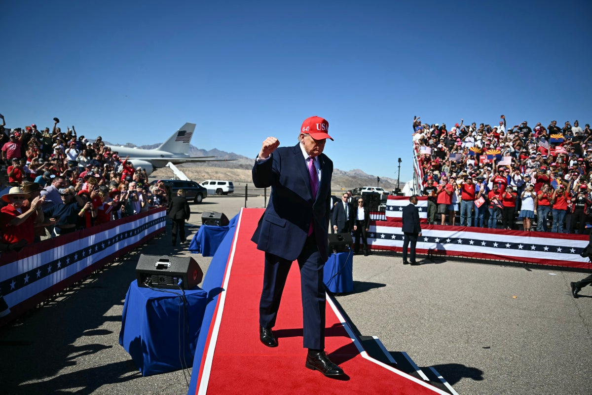 Trump Comments on Supporter Loyalty and Leakers at Arizona Rally