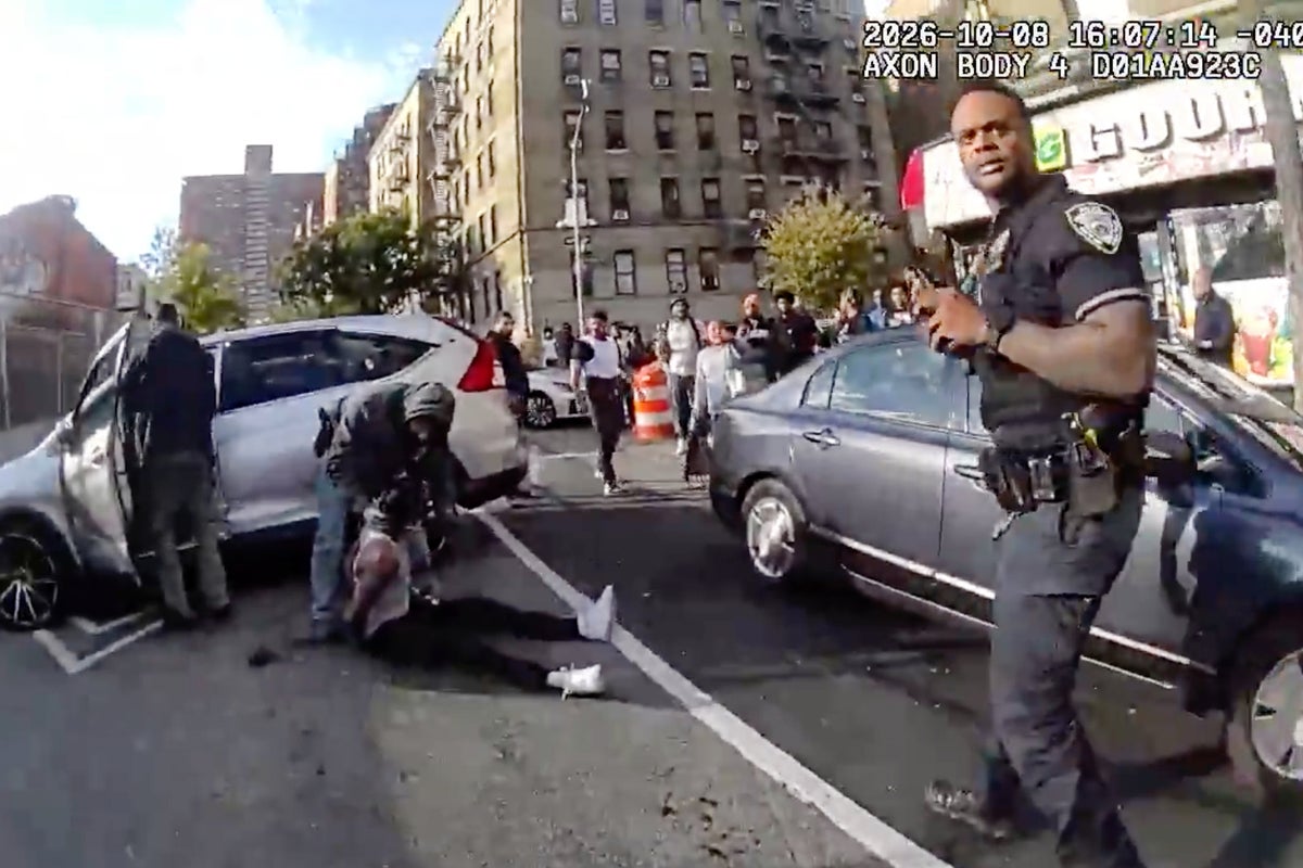 Lawyers for NY man shot by ICE say officer fired into car without warning