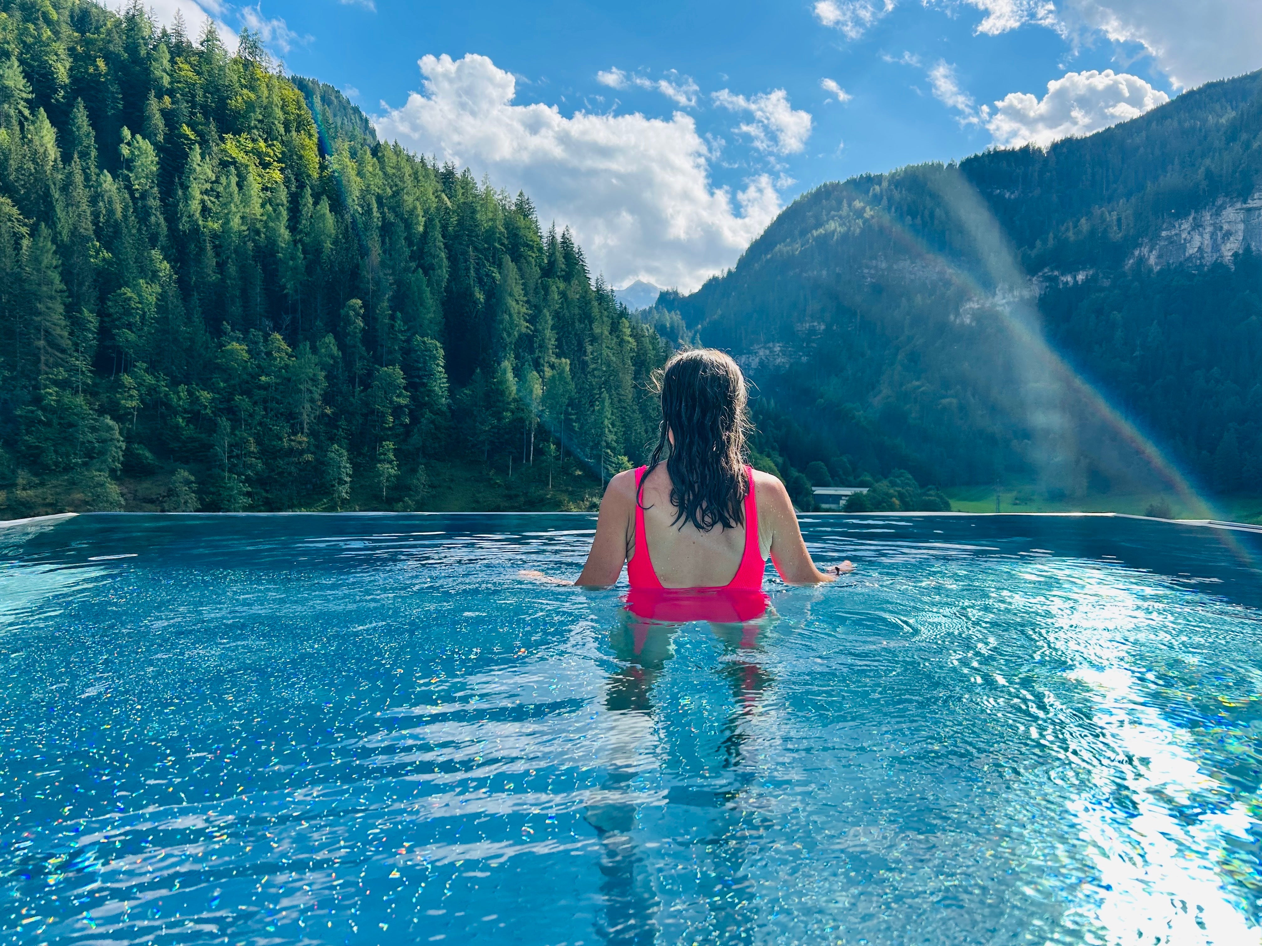 The view of the mountain from the infinity pool