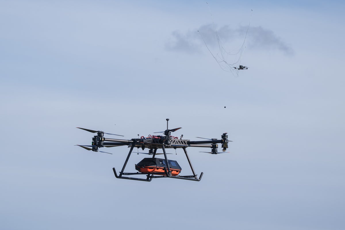 Ukraine tests StarGate evacuation drone developed by SkyFall