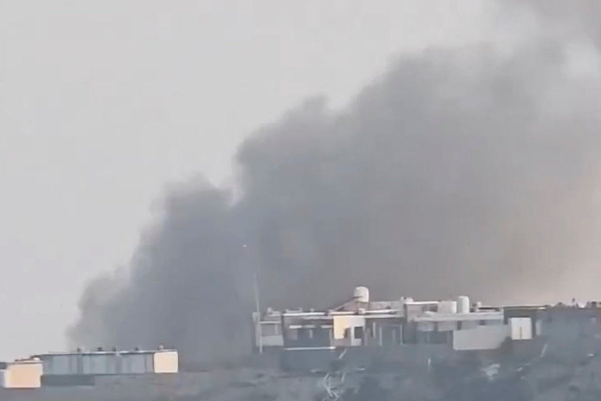 Houthi strikes on presidential palace in Yemen kill five and injure 16