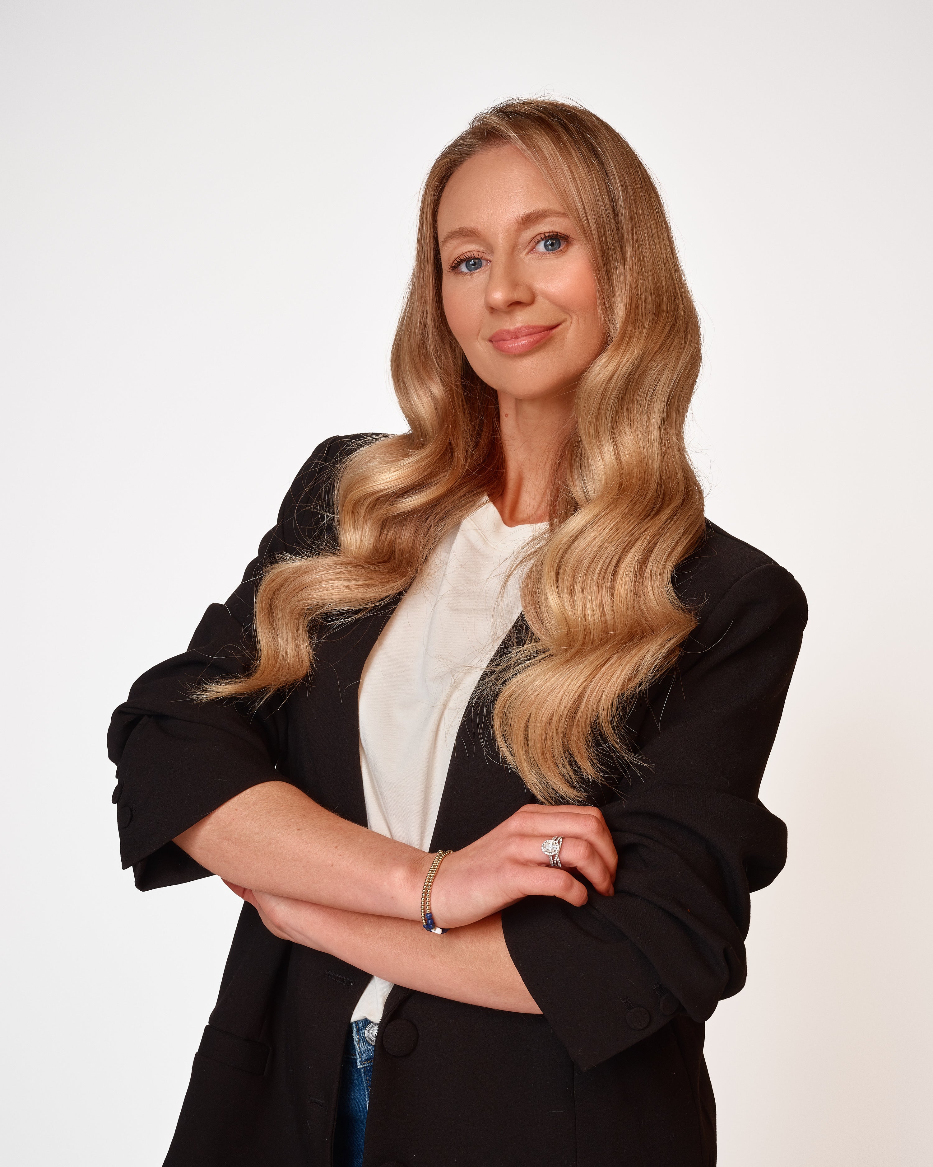 Nutritionist Rhiannon Lambert is urging people to also store food that contains enough protein, fibre, vitamins and minerals.