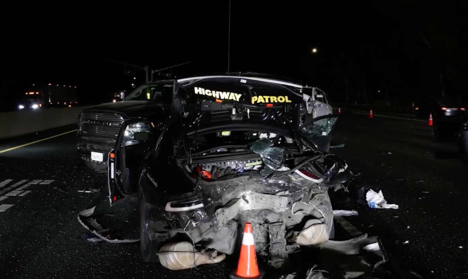 Tesla crashes into California Highway Patrol vehicle