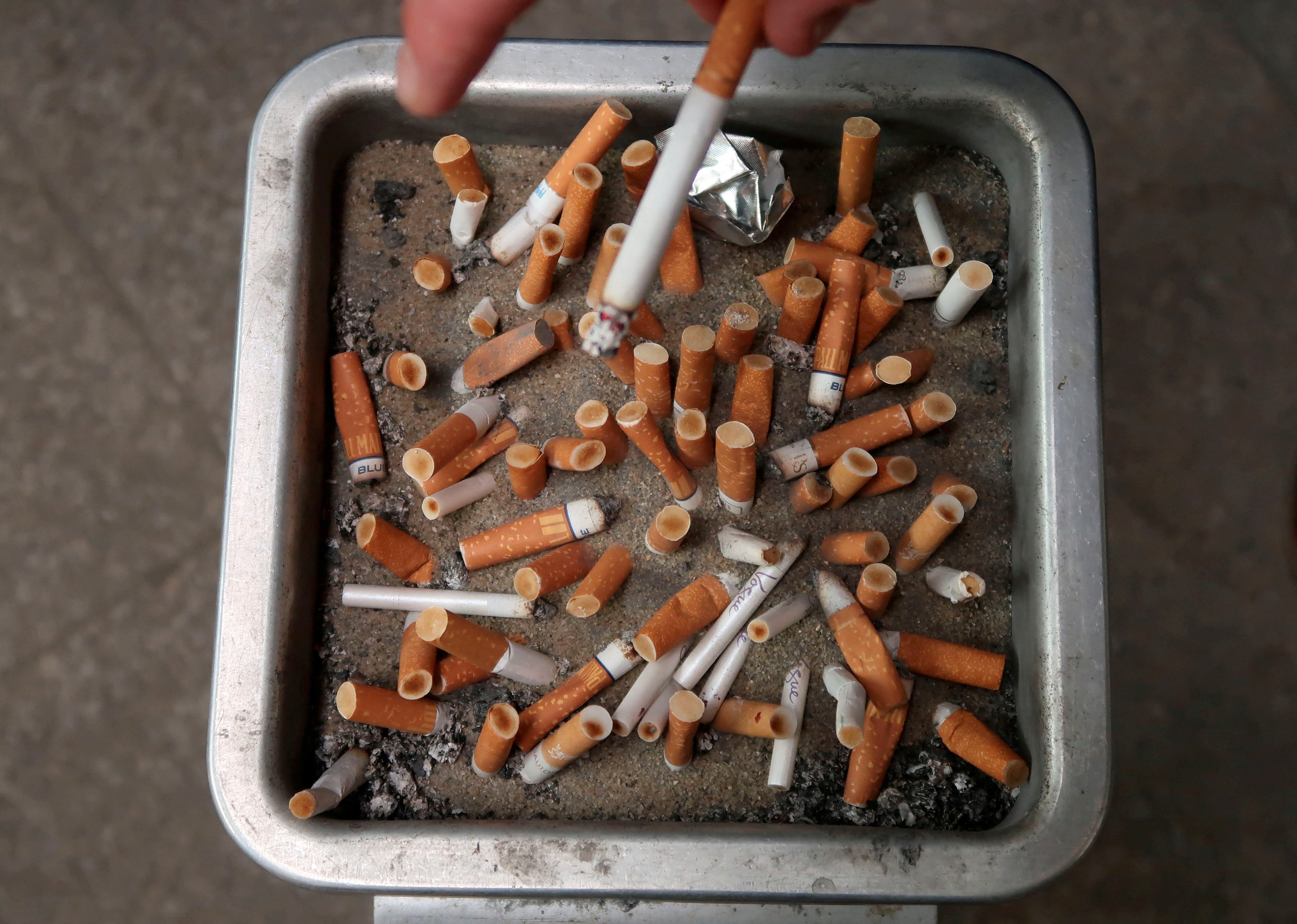 independent.co.uk - Brittney Donovan - Germany approves cigarettes and alcohol tax hike in bid to raise millions