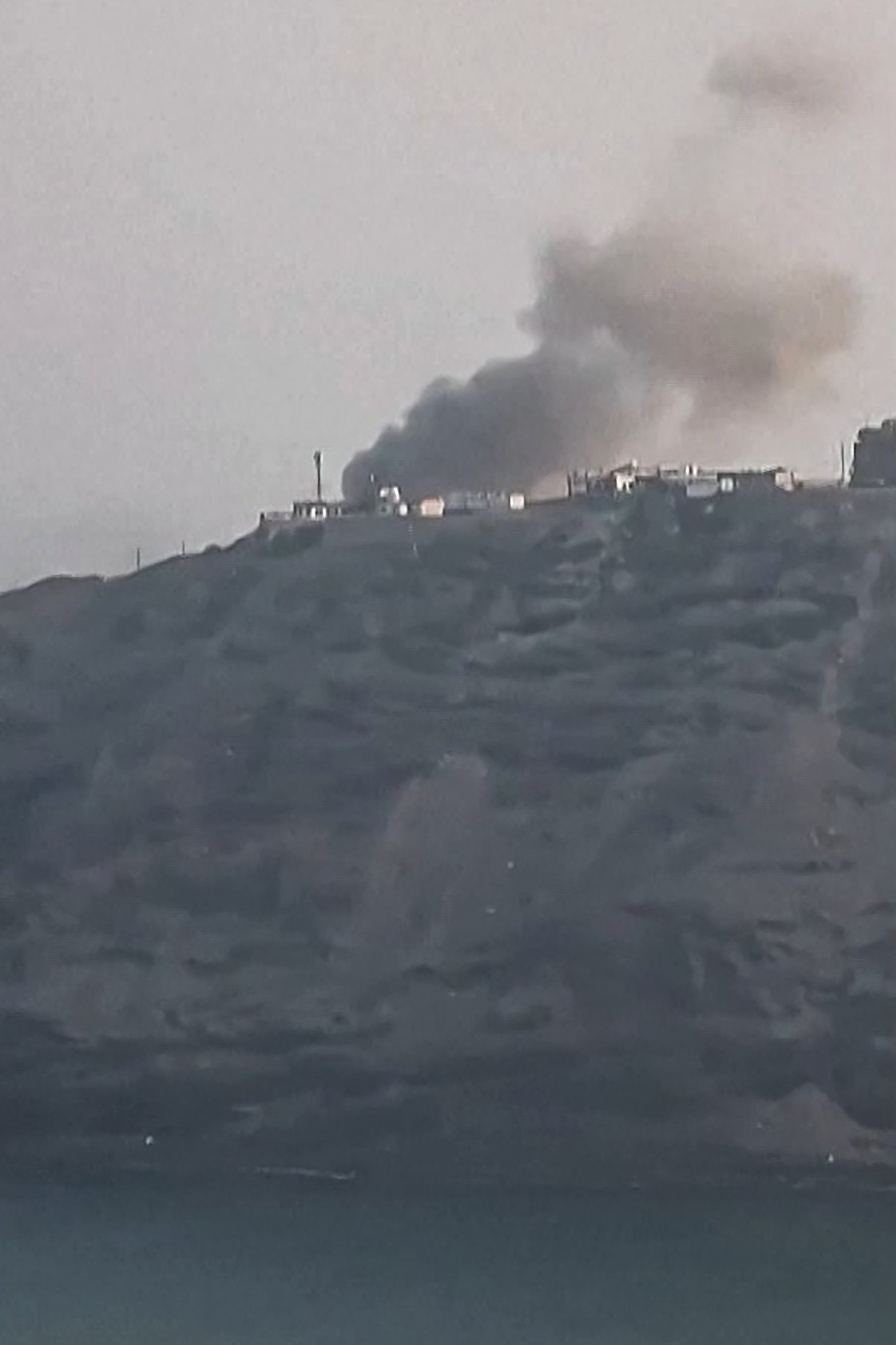 Bulletin world briefing: Houthi strikes on Yemen presidential palace kill five 