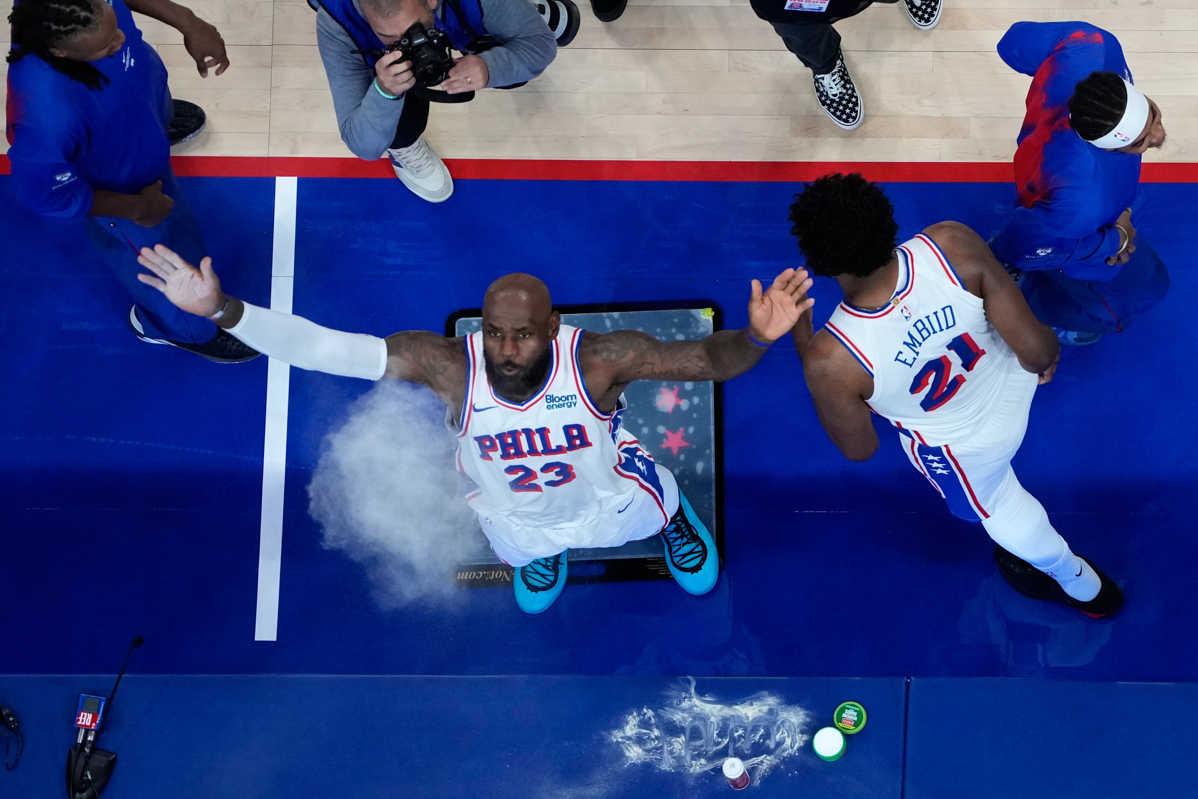 SIXERS-JAMES
