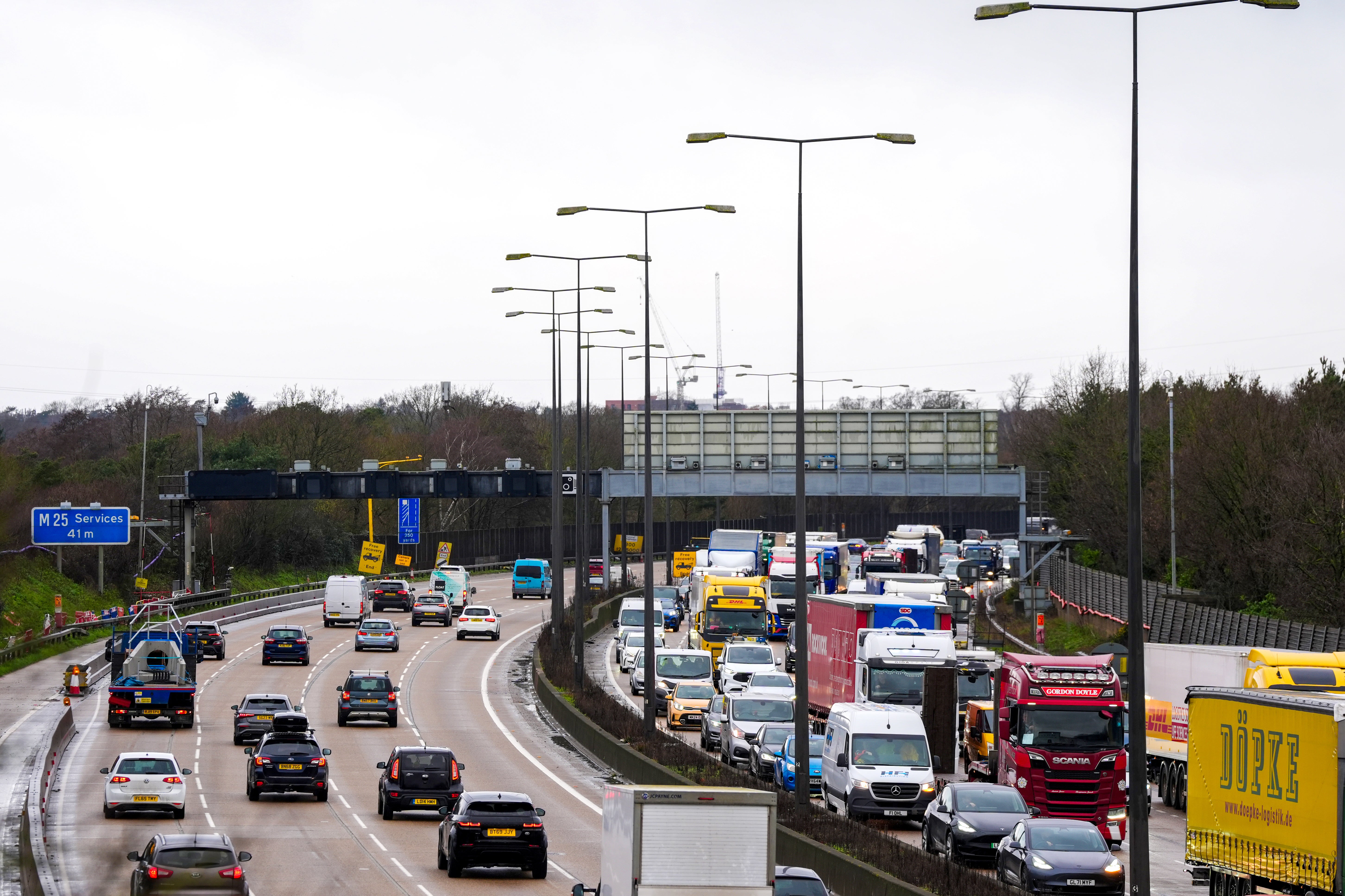 M25’s worst traffic hotspots revealed as motorway turns 40 | The ...