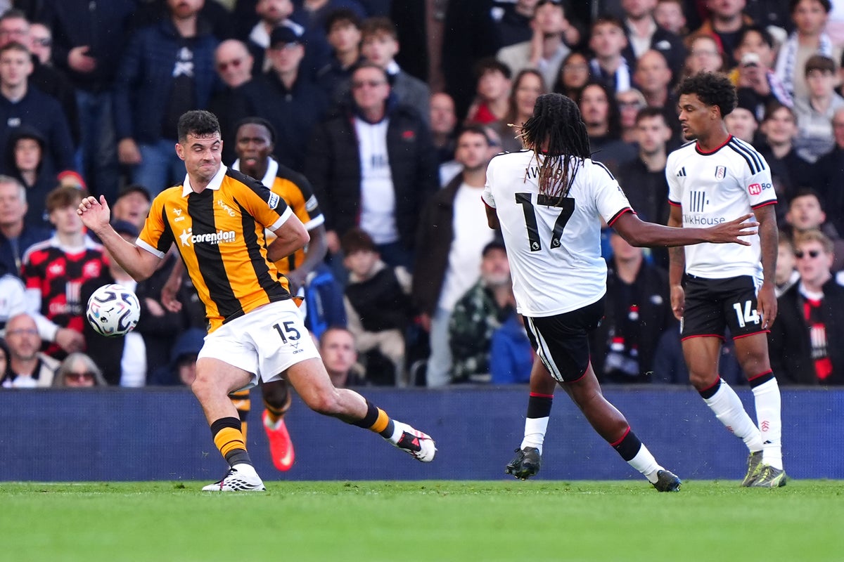 Fulham beat Hull 1-0 to give Alvaro Arbeloa his first Premier League win