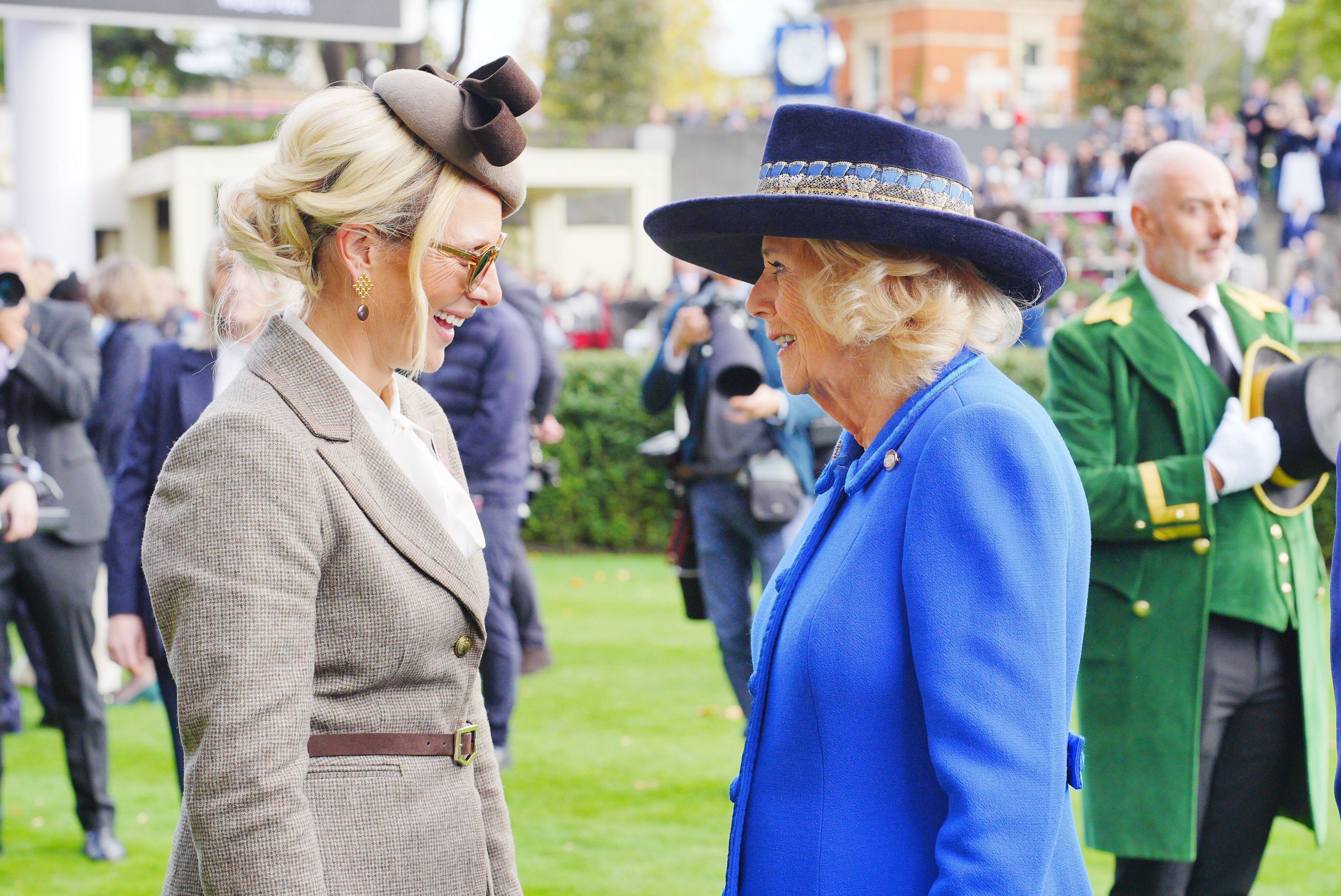 Queen Camilla talking with Zara Tindall at Ascot Racecourse