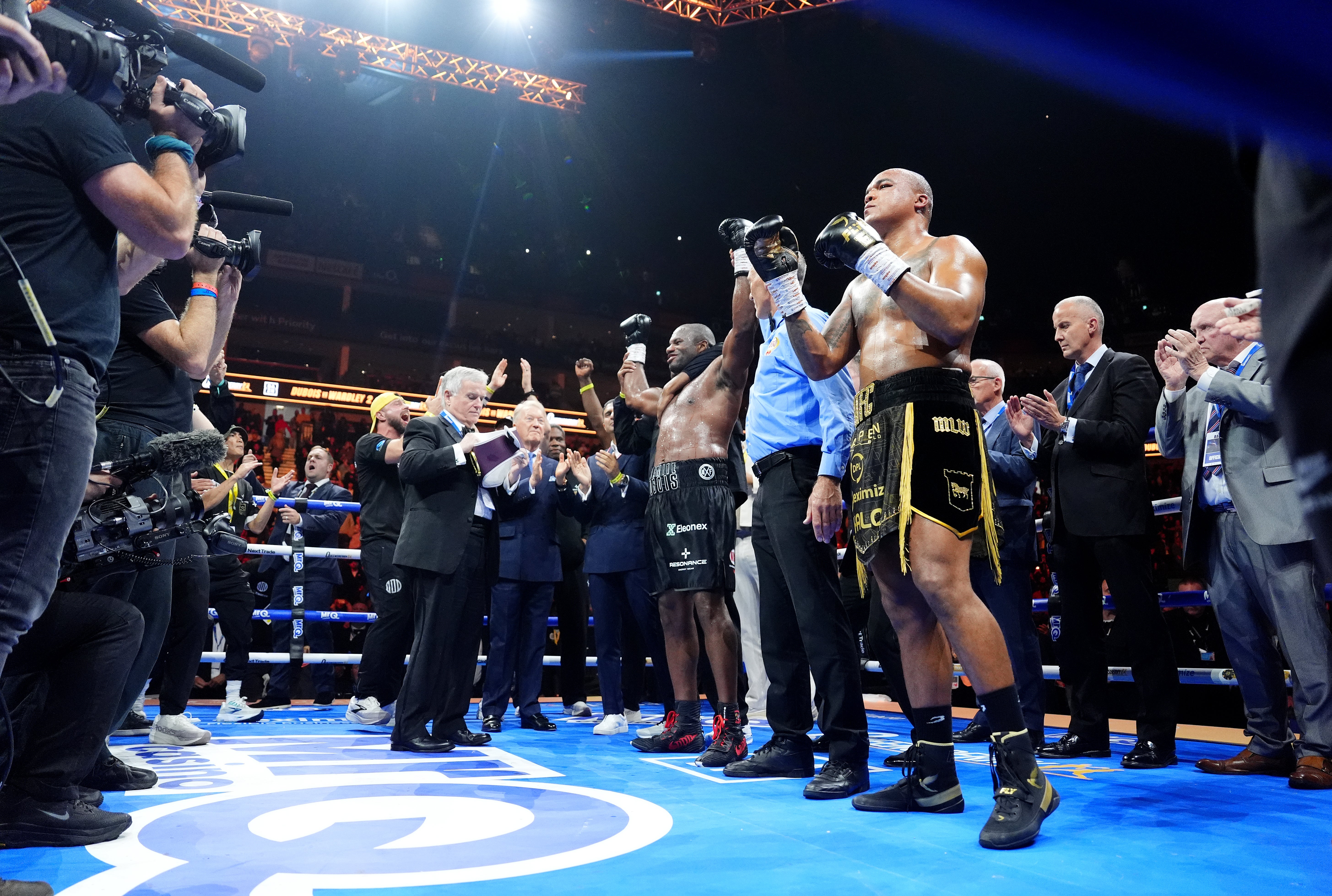 Daniel Dubois (centre left) was a comprehensive winner (Nick Potts/PA)