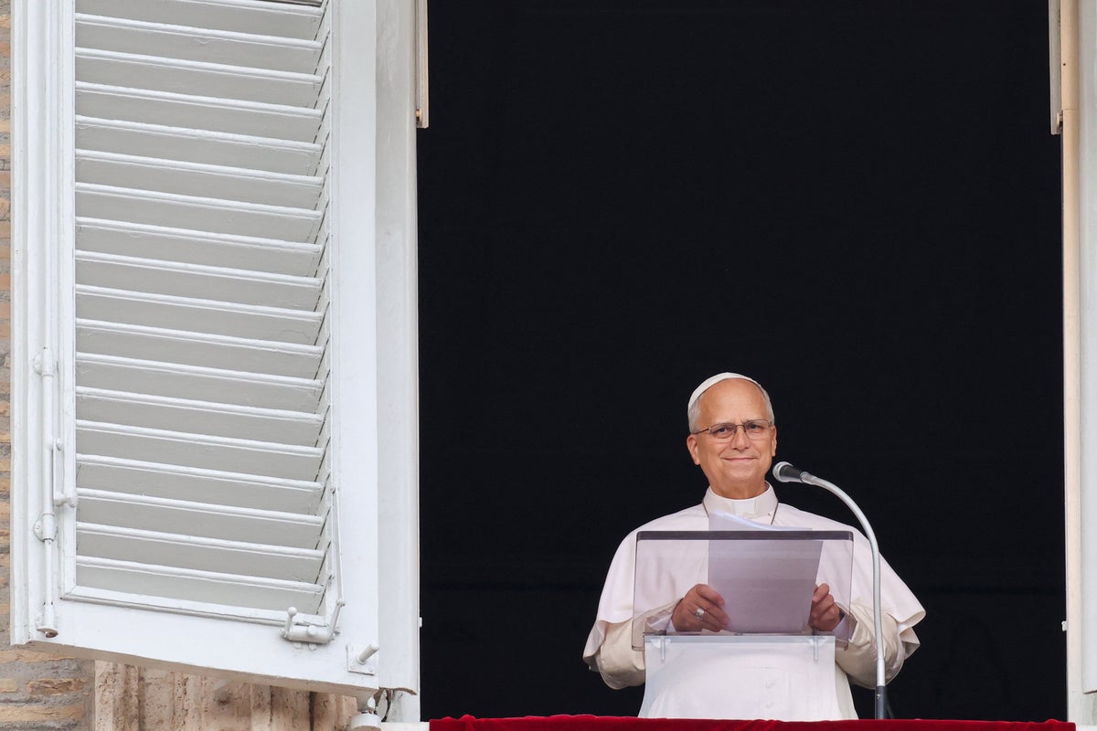 Pope Leo makes first public appearance days after lung cancer surgery