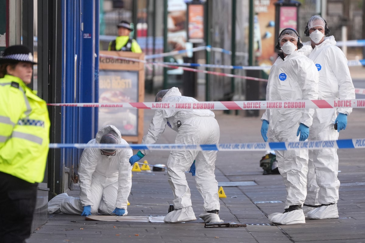 Police officer hospitalised after shooting in Nottingham city centre 