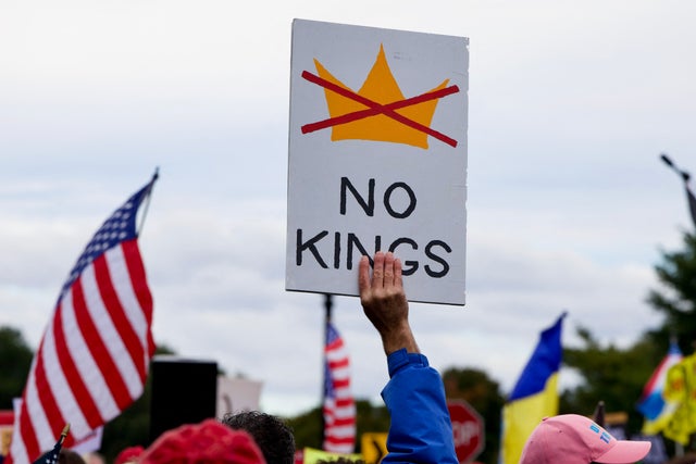 During anti-Trump protests, No Kings’ Instagram page got pulled. Platform says oops