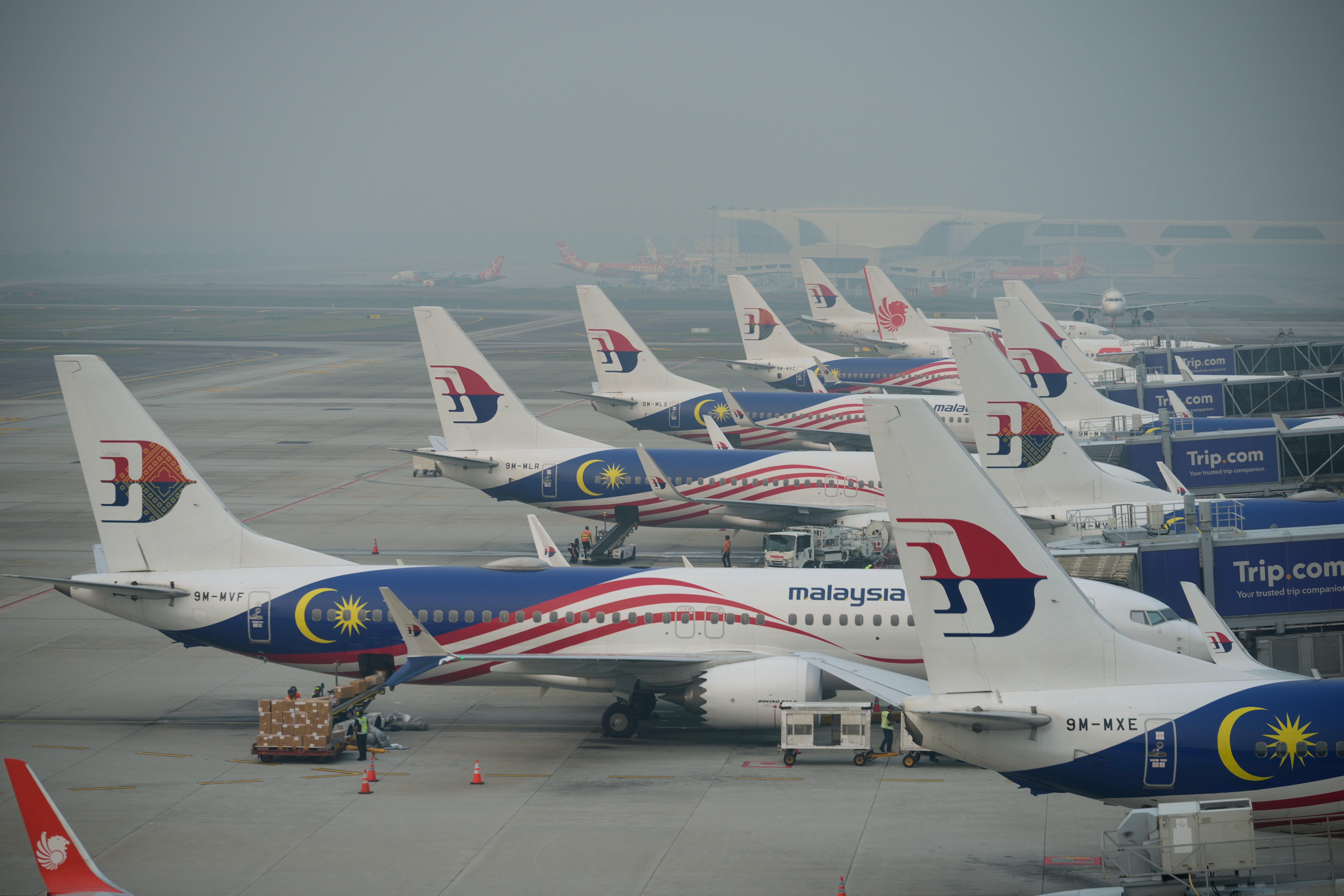 independent.co.uk - Eileen Ng - Malaysia Airlines parent company may consider a green tax as sustainable fuel strains airlines