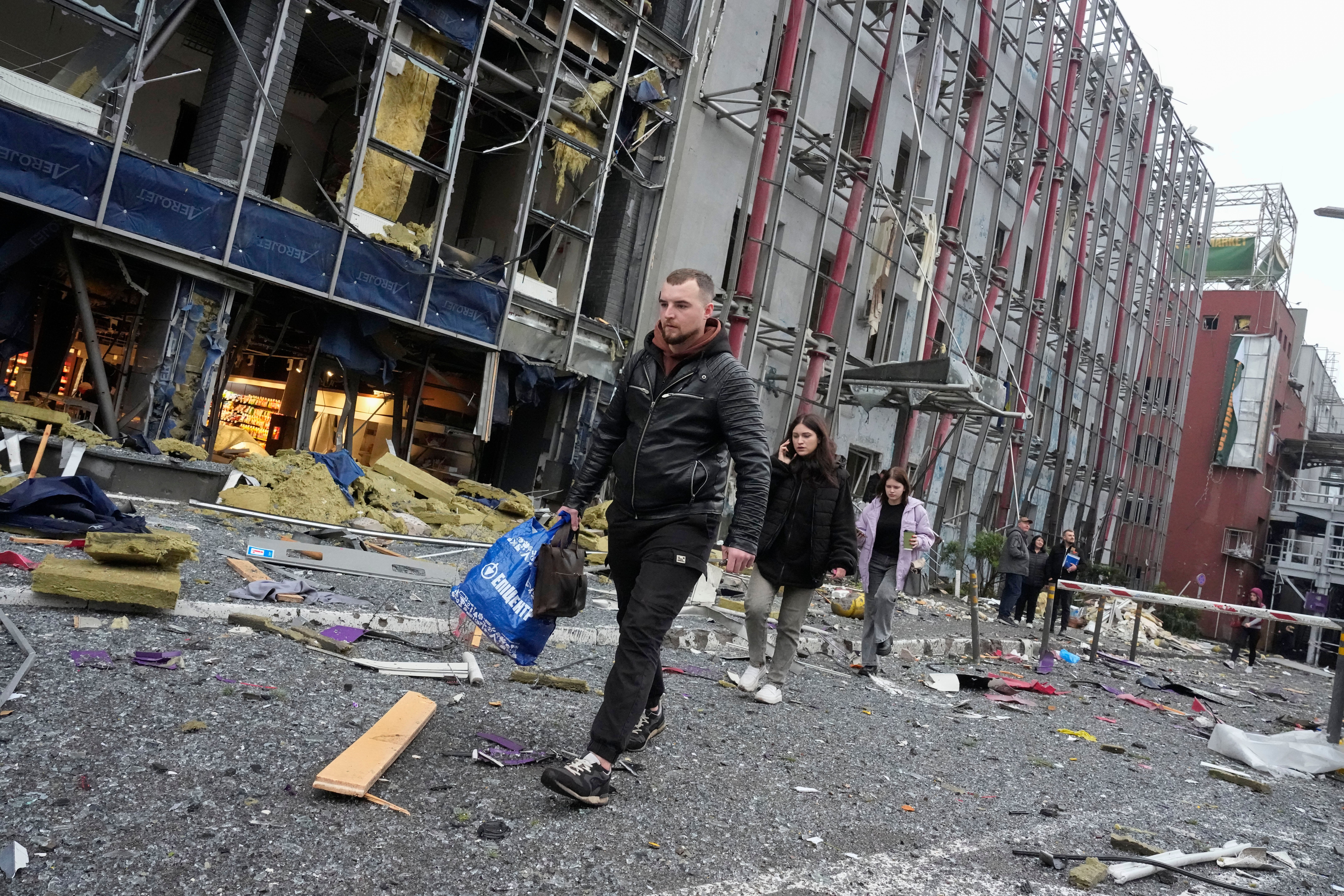 Russia launched an air attack on Kyiv on Monday, October 19
