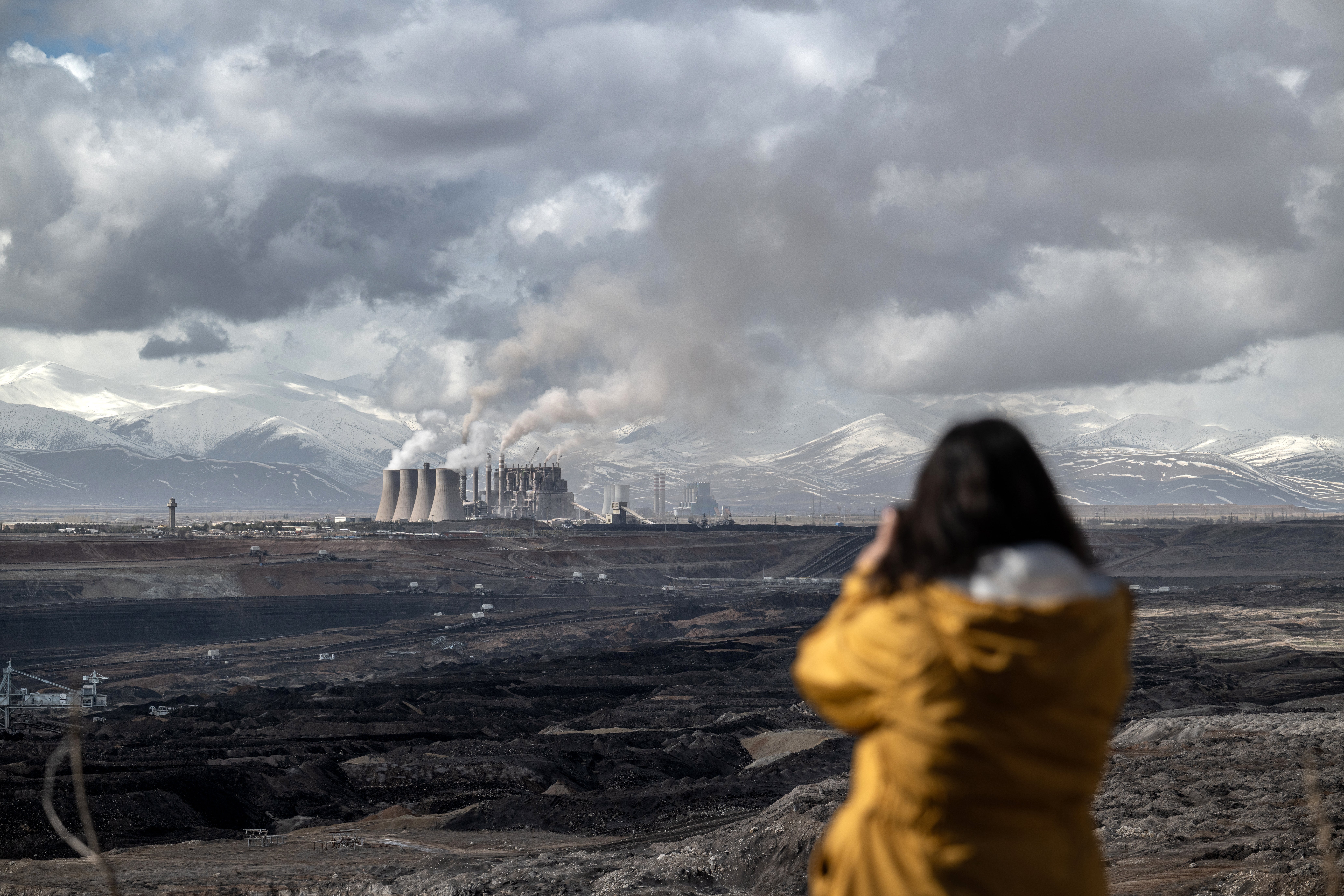 independent.co.uk - Stuti Mishra - New coal projects around globe outnumber those cancelled three to one, report says