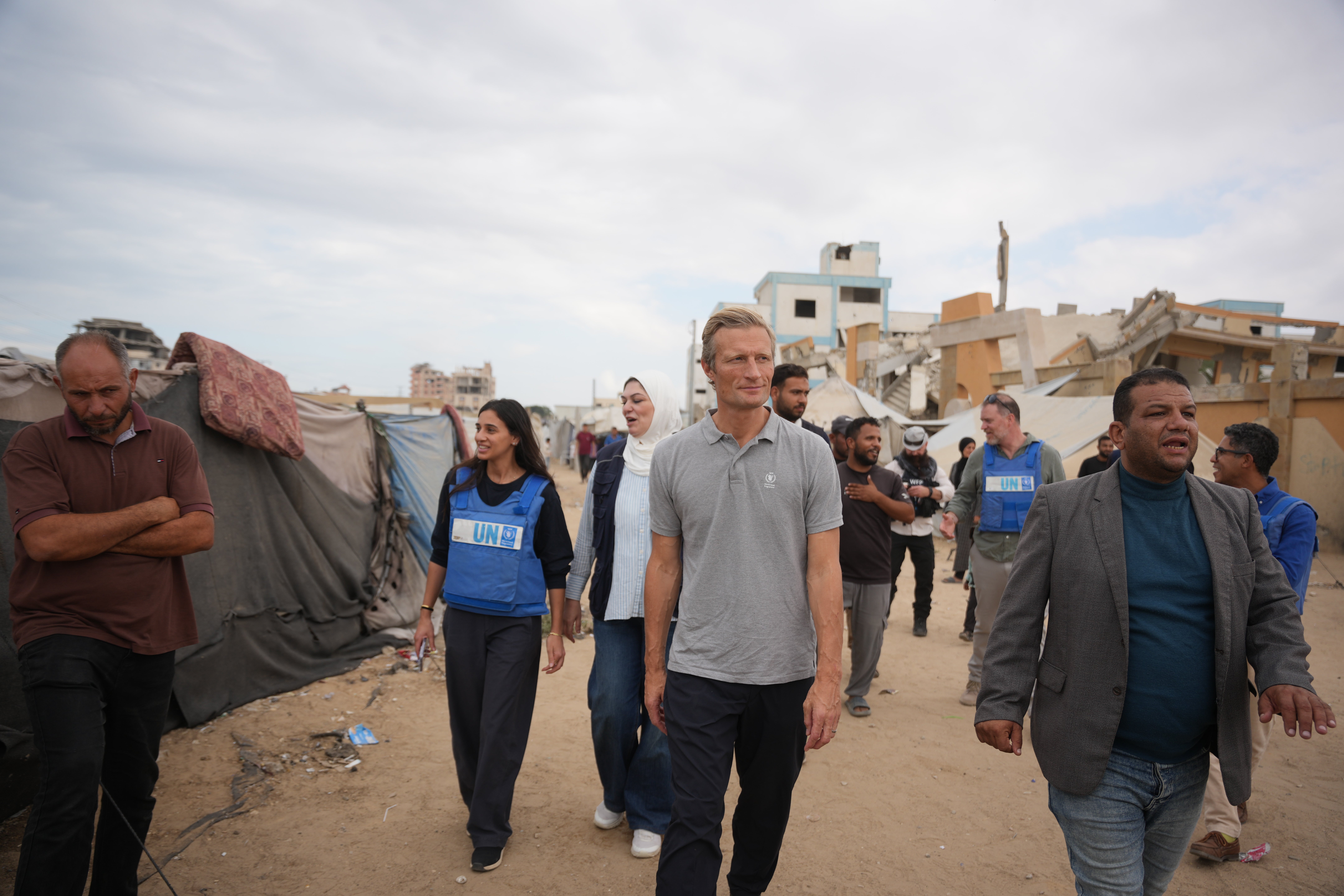 independent.co.uk - Edith M. Lederer - Short of funds, UN food agency cuts aid to 500,000 Palestinians in Gaza and 200,000 in the West Bank