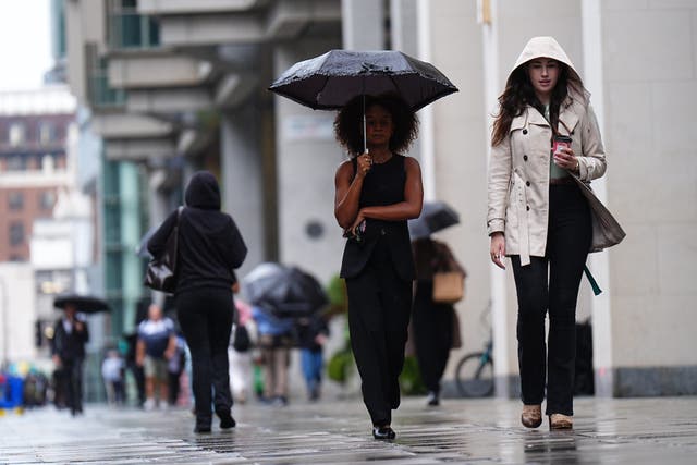 The rate of UK unemployment fell to 4.7% in the three months to August