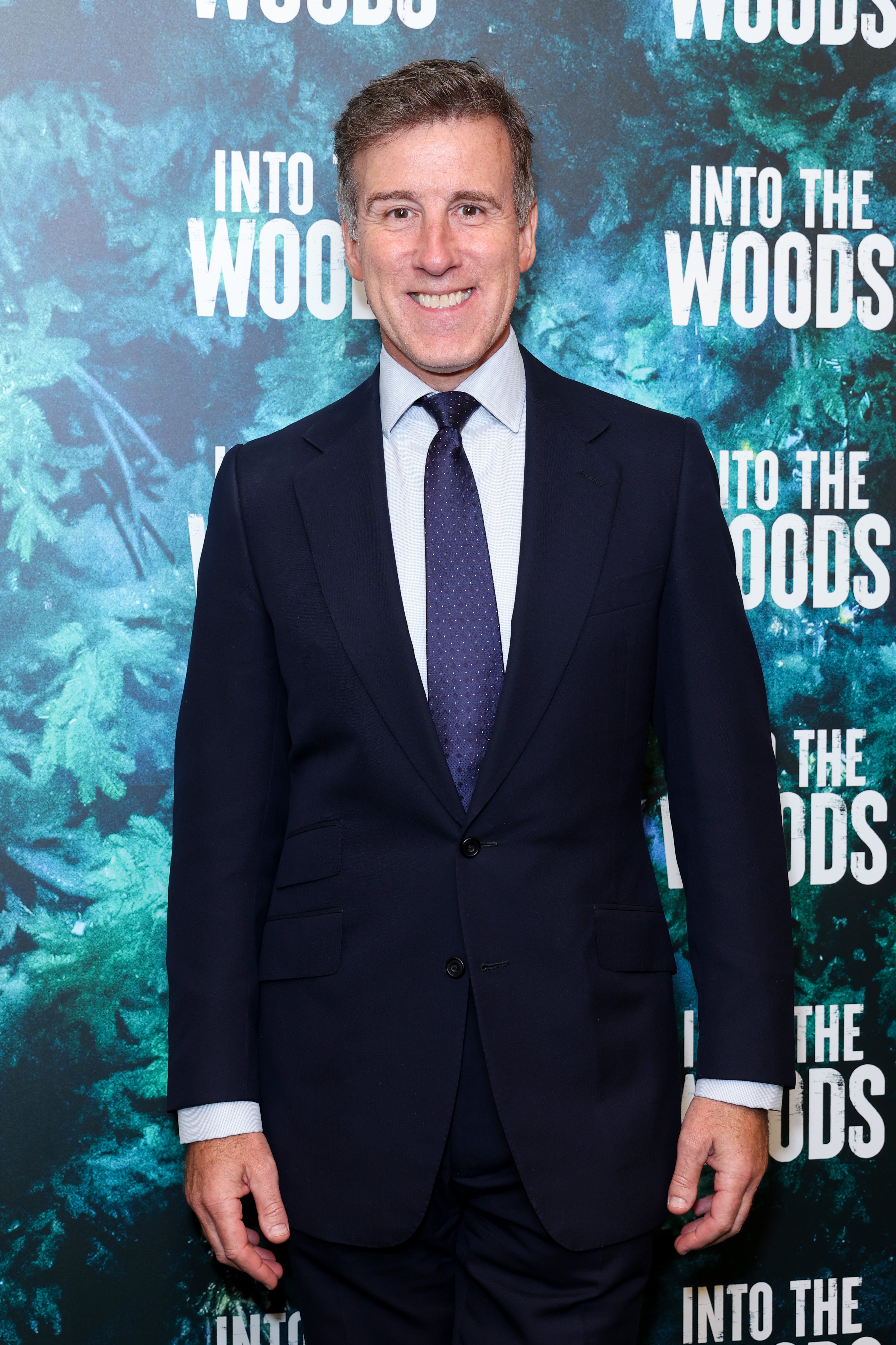 Anton Du Beke to release swing Christmas single and launch festive tour