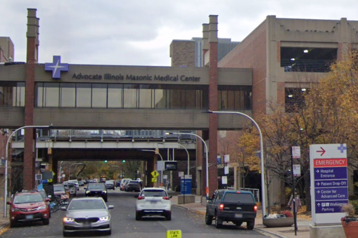200 live roaches and ‘black slime’ found inside Chicago medical center cafeteria