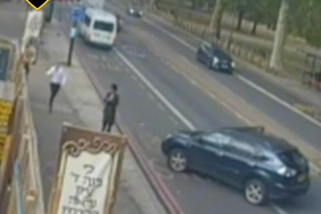 Footage shows a car parking up while people run to pursue the alleged attacker