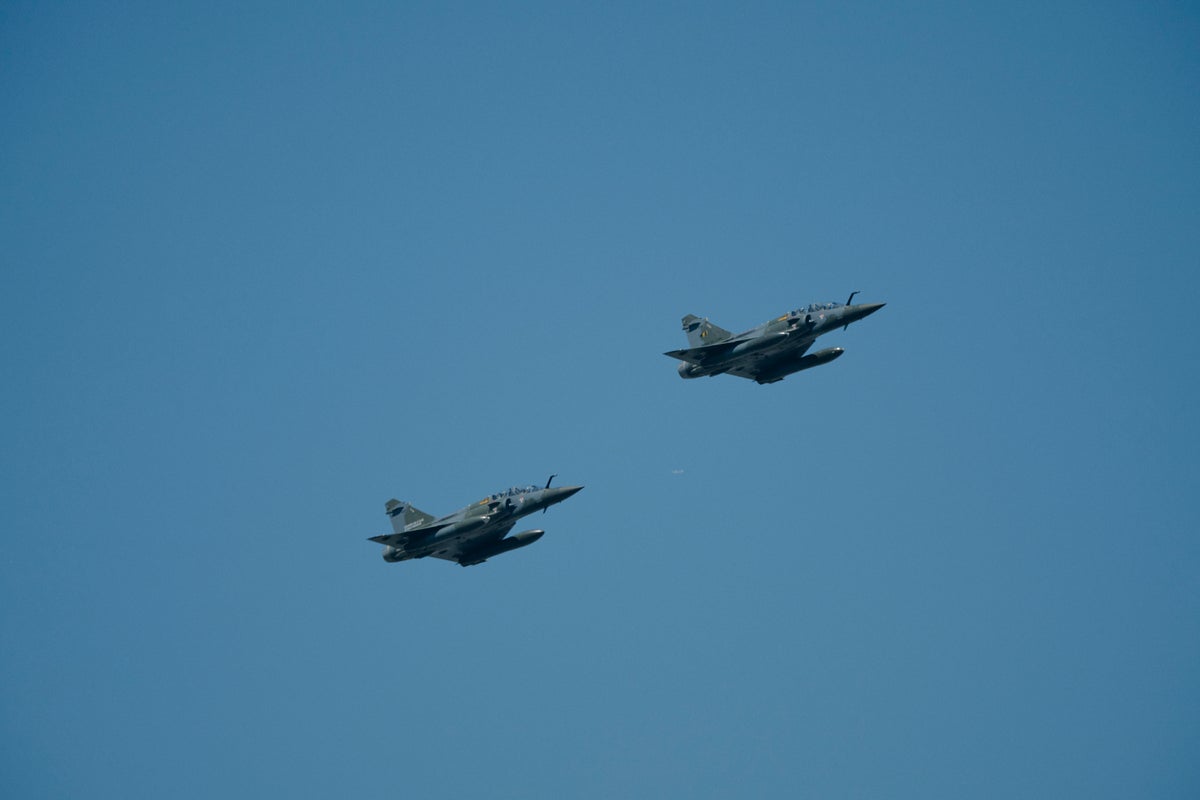 At least one dead as French fighter jet crashes during training flight