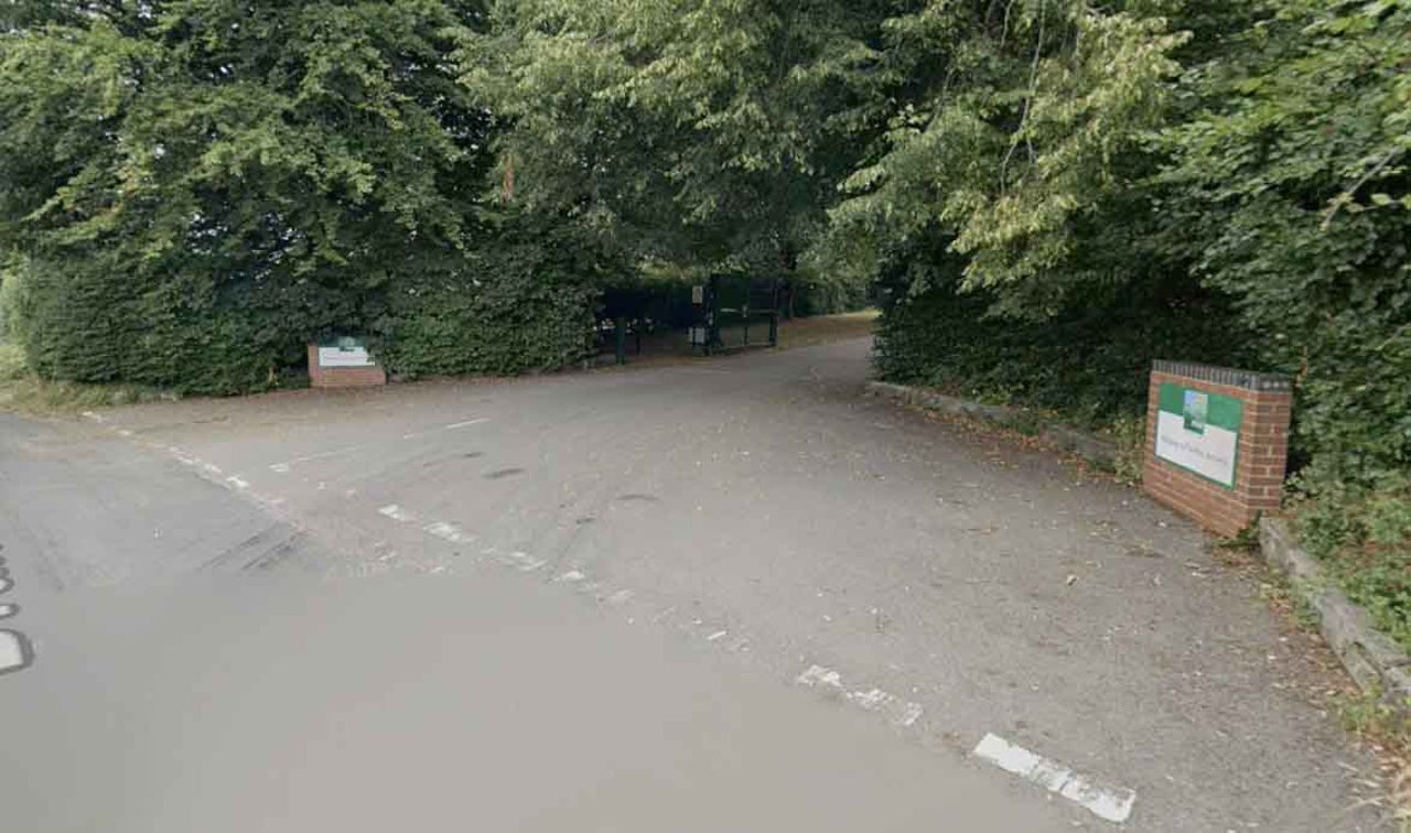 Two England Teachers Banned for Encouraging 23-Second Fight