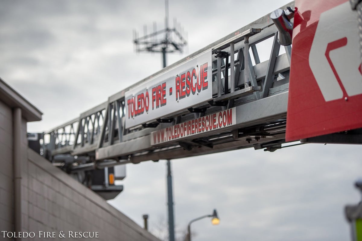 Toxic chemical leak sparks mass evacuation as mysterious haze blankets Ohio city