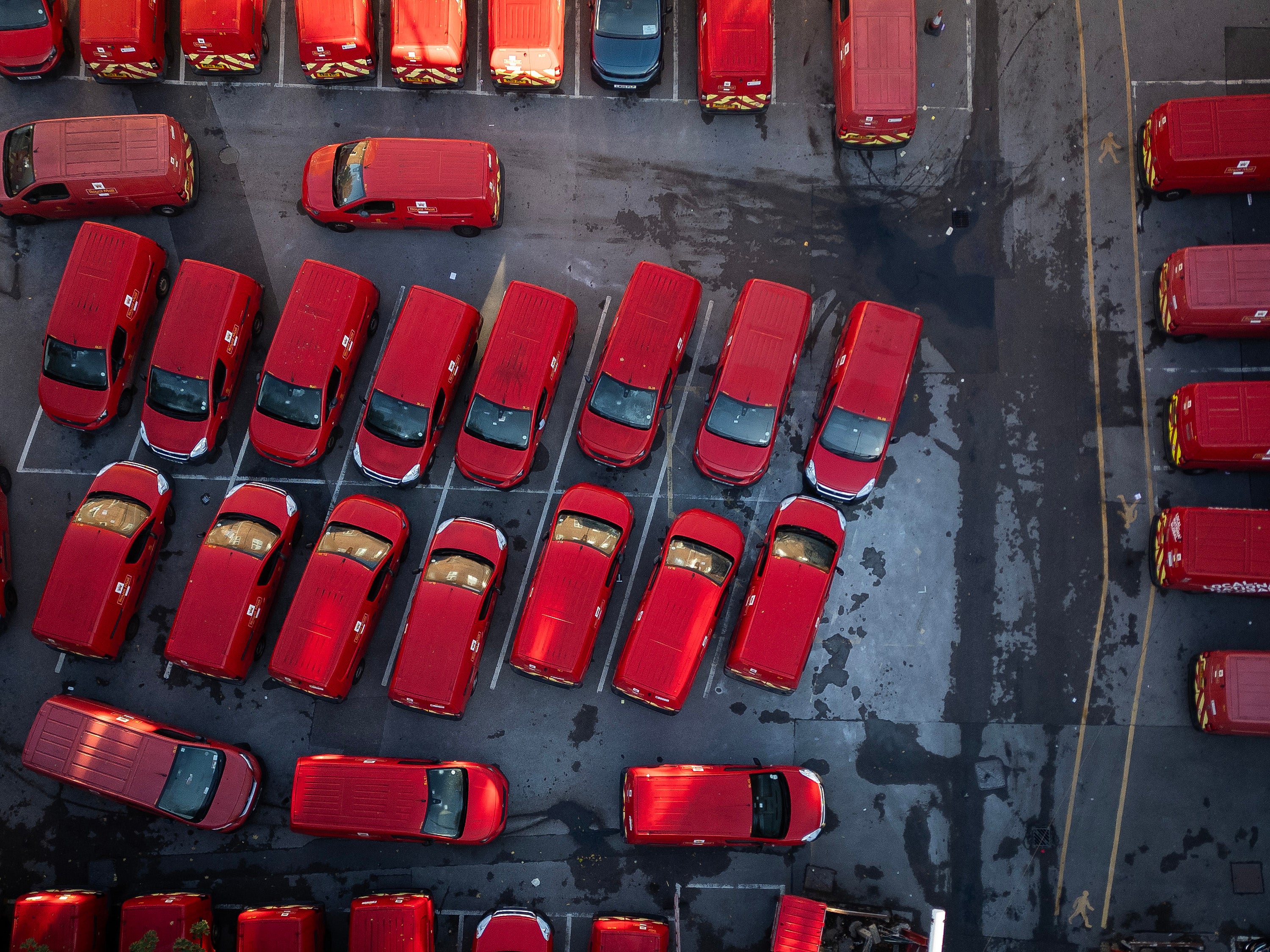 Royal Mail recently announced plans to cut up to 2,500 jobs by the end of 2027 as part of a sweeping organisational restructuring