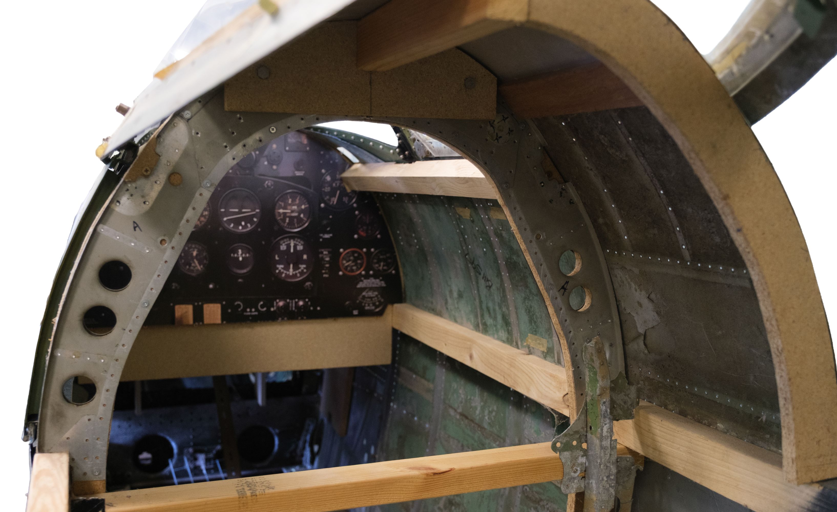The fuselage was sold on Thursday, 8 October