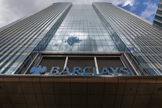 EN41T7 Barclays Bank HQ in Churchill Place, Canary Wharf London UK