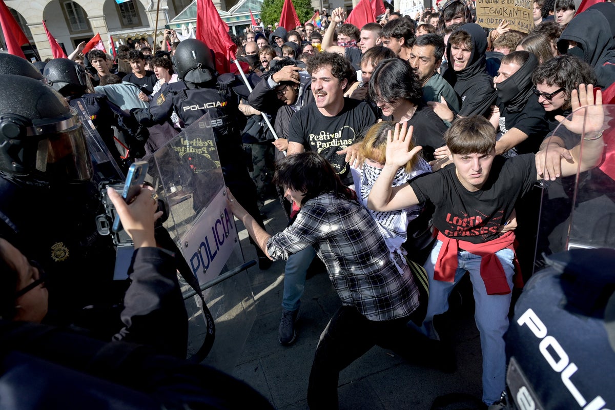 Violent clashes erupt between Spanish police and protesters days after France riots