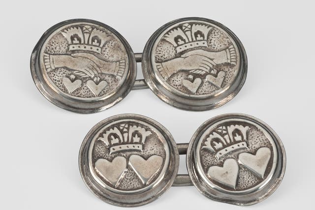 Cufflinks, dating from around 1640, said to have been worn by Charles I on the scaffold