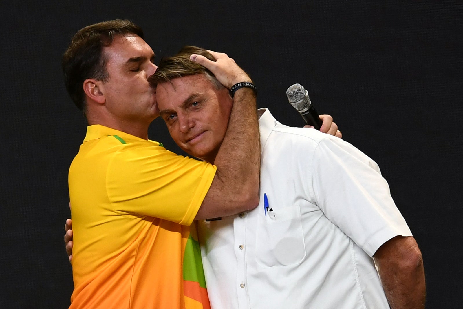 How Flavio Bolsonaro followed father’s footsteps fleeing crushing defeat for the US