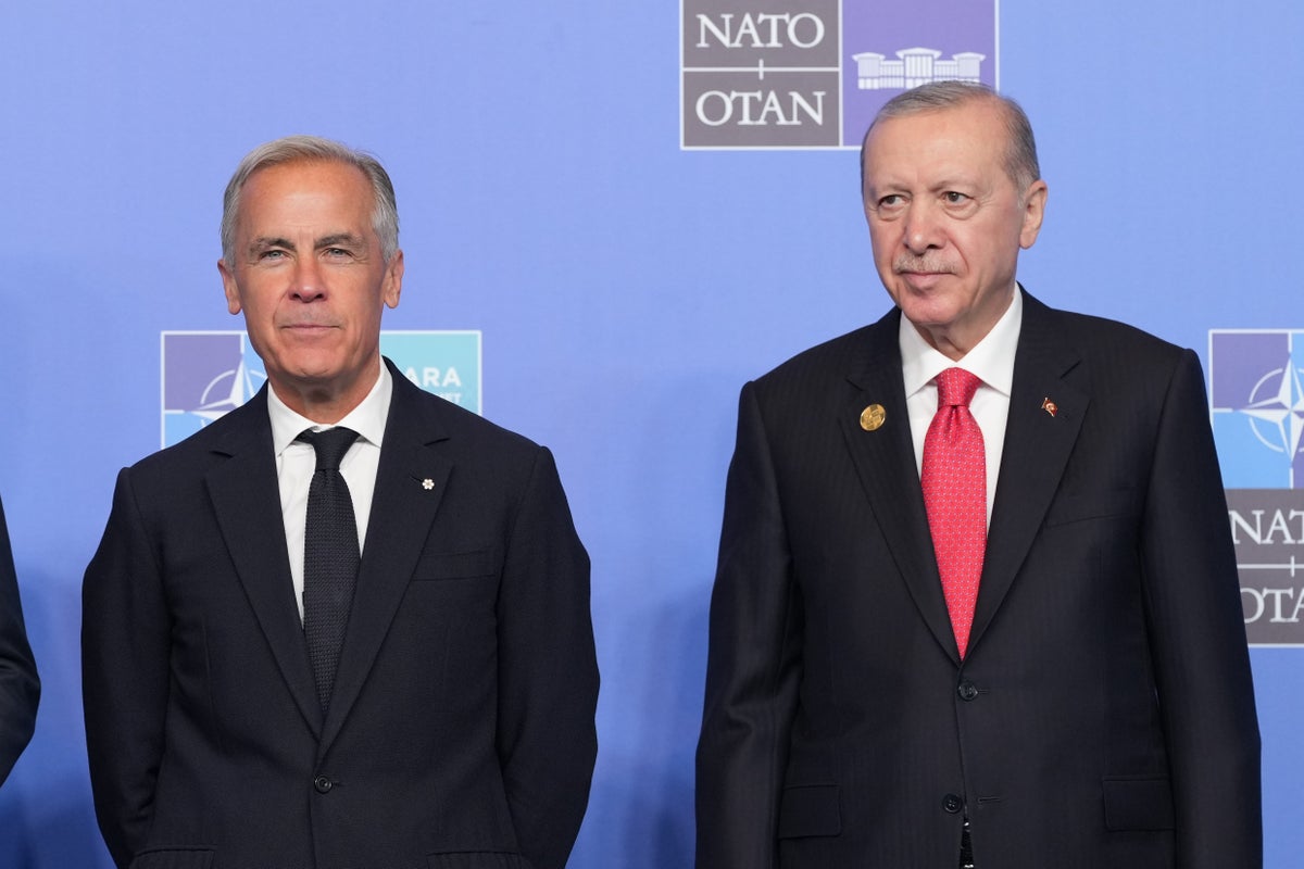 Mark Carney lands in Turkey to forge a new partnership as Canada looks beyond the US