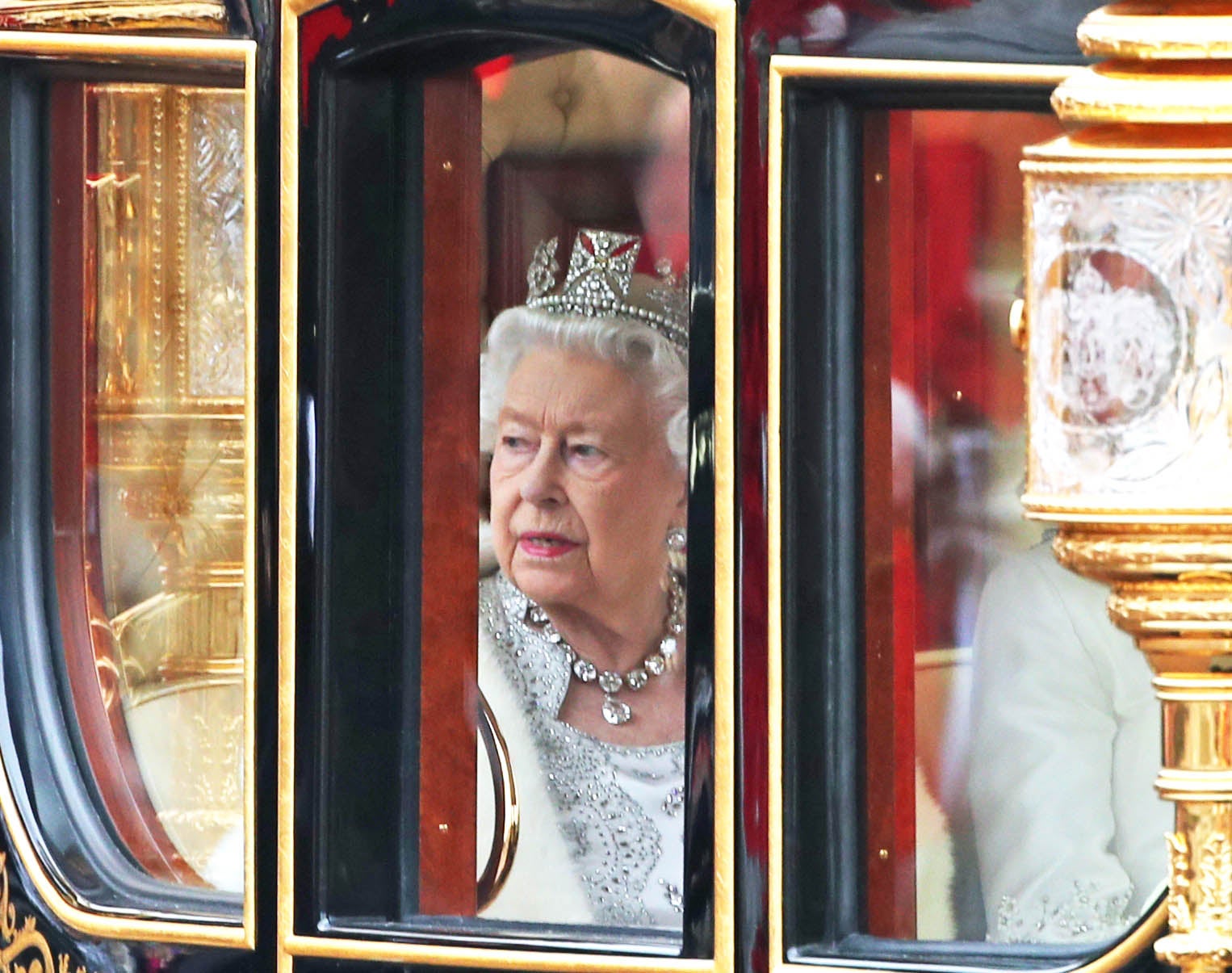 Royal jewellery worn by Queen Elizabeth II and Henry VIII to go on display at Buckingham Palace