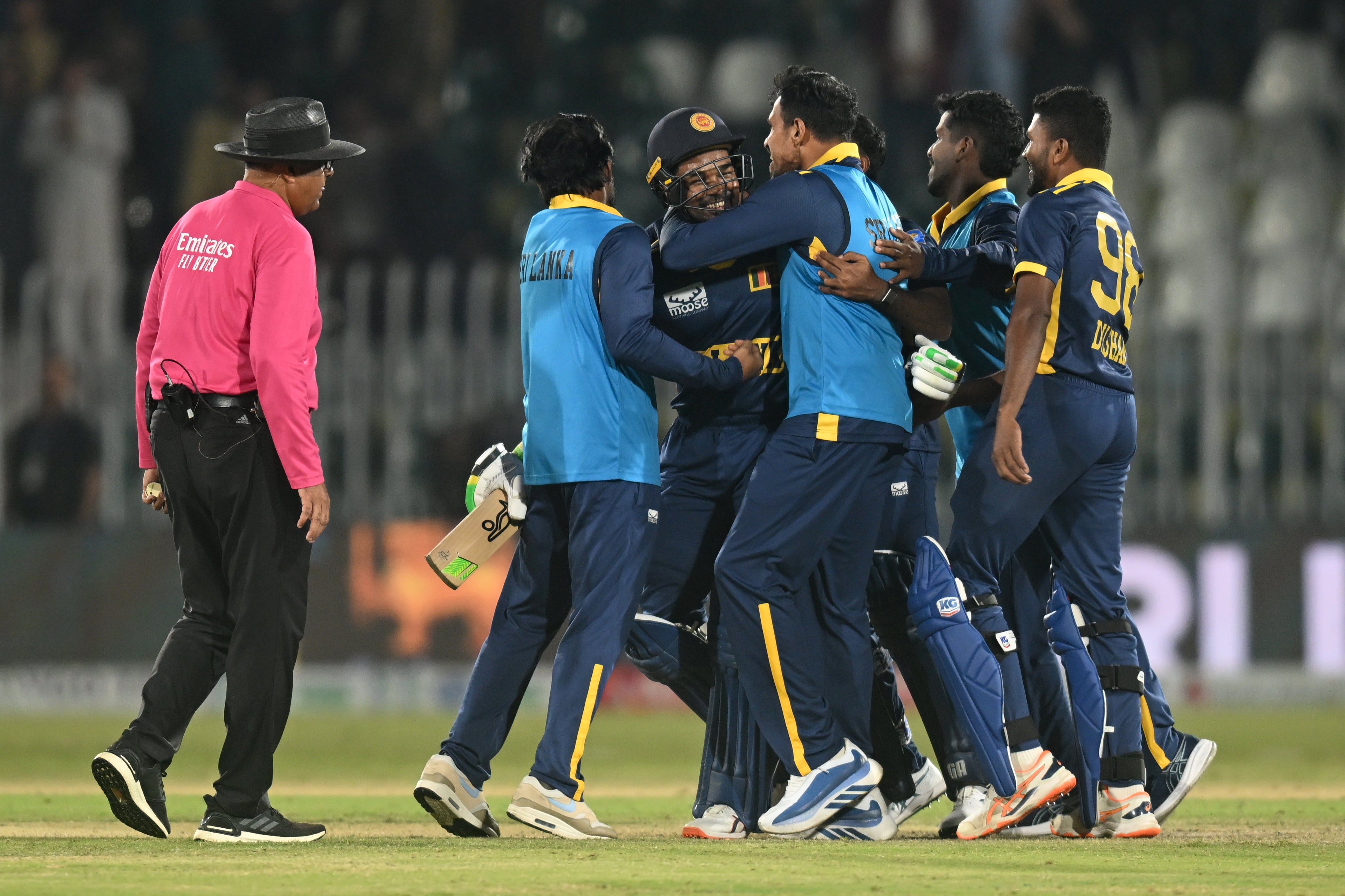 Sri Lanka chase 430 to beat England after Brook's record double-century