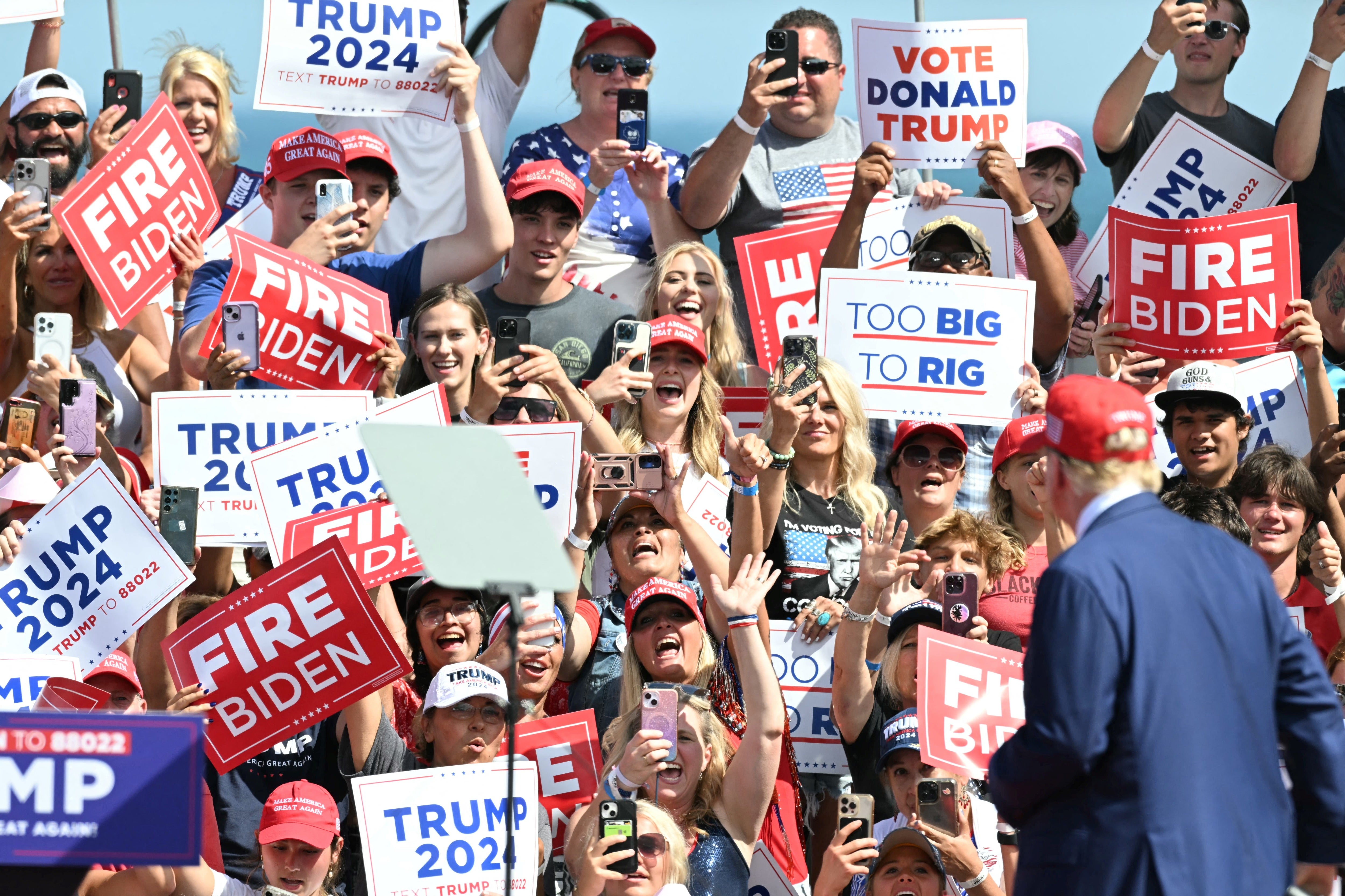 https://static.independent.co.uk/2026/10/22/19/21/GettyImages-2157615882.jpg?trim=0,0,0,0&width=1200&height=800&crop=1200:800