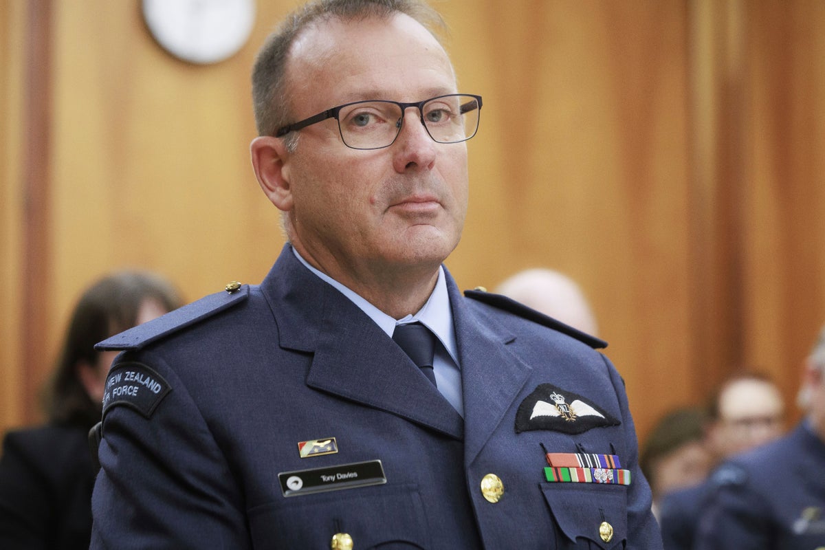 New Zealand's military chief resigns after admitting to an inappropriate relationship