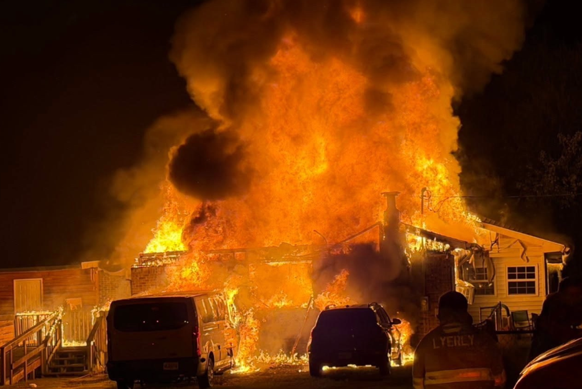 How a wrong turn led a stranger to ‘save 14 from a house fire’
